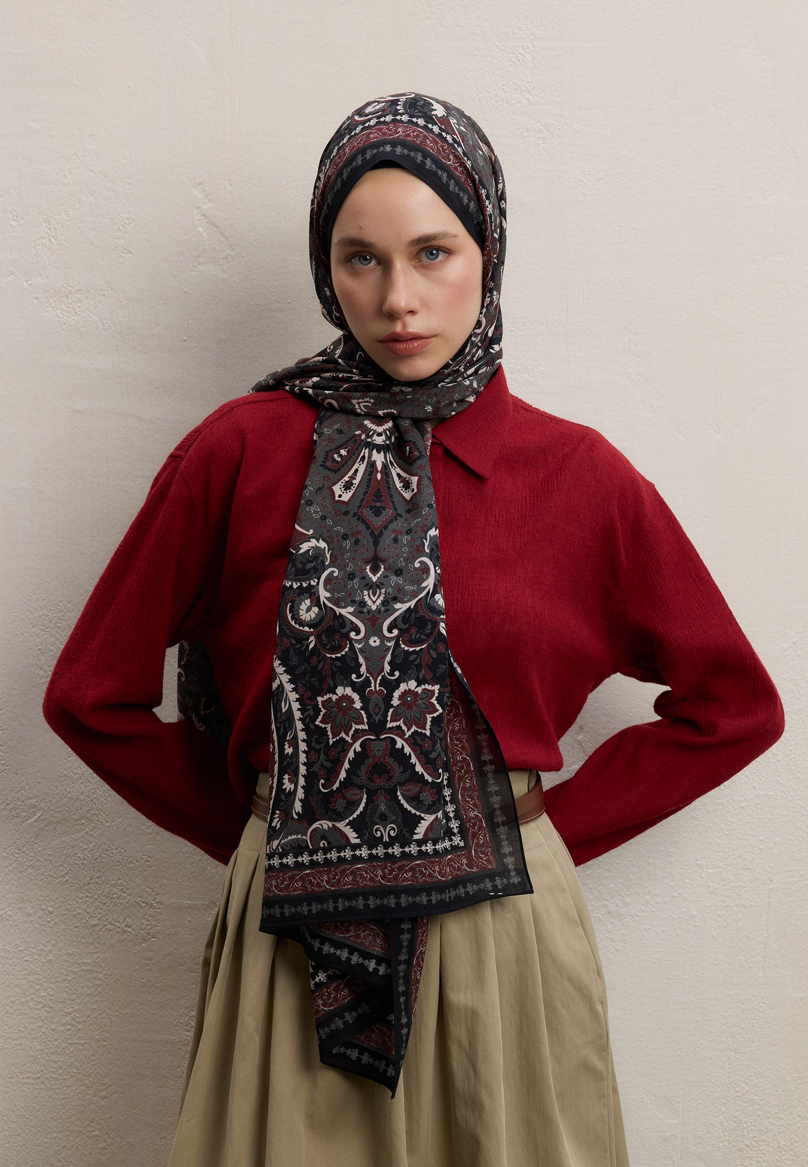 Siyah Elegant Desen Şal