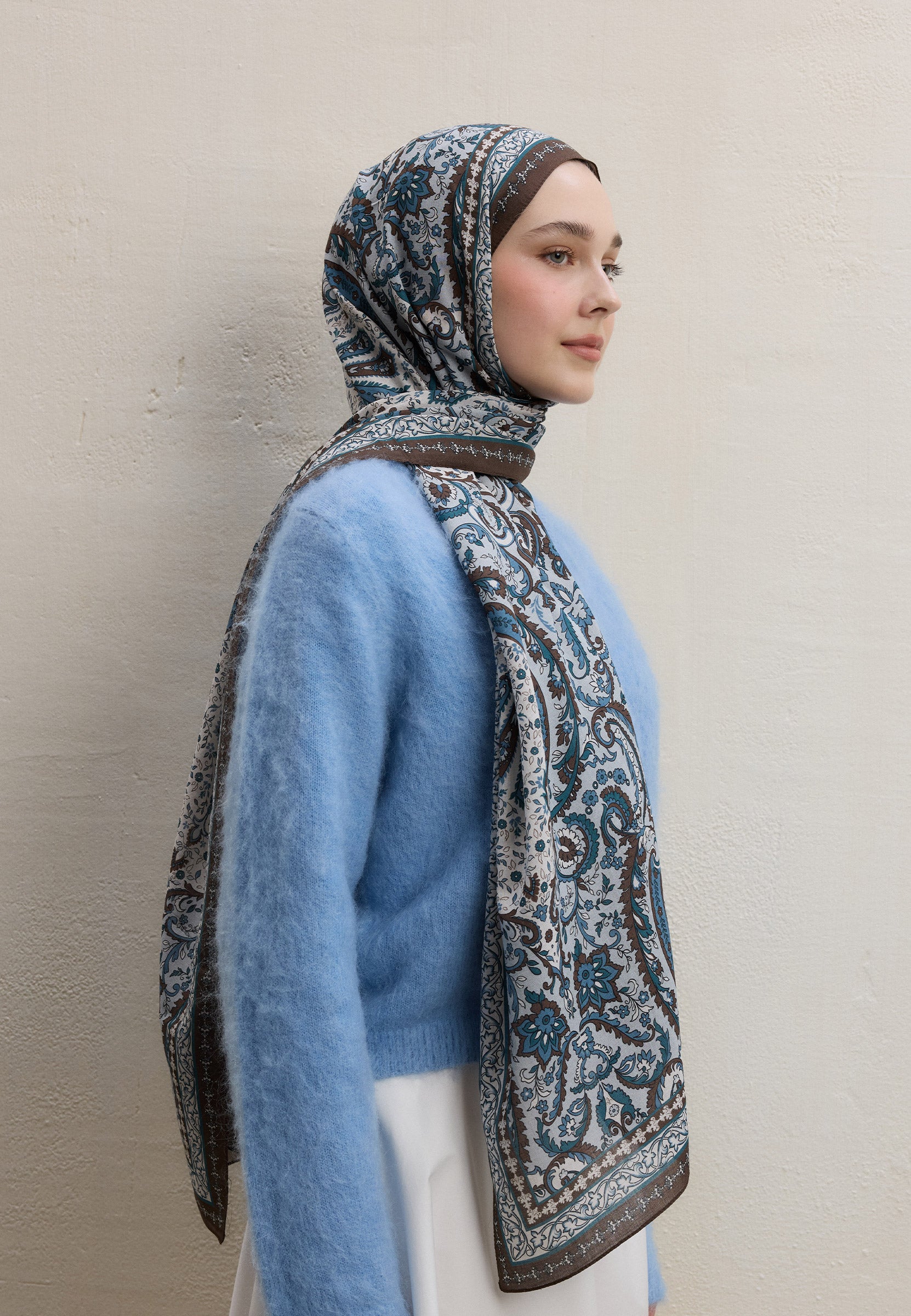 Kahve Elegant Desen Şal