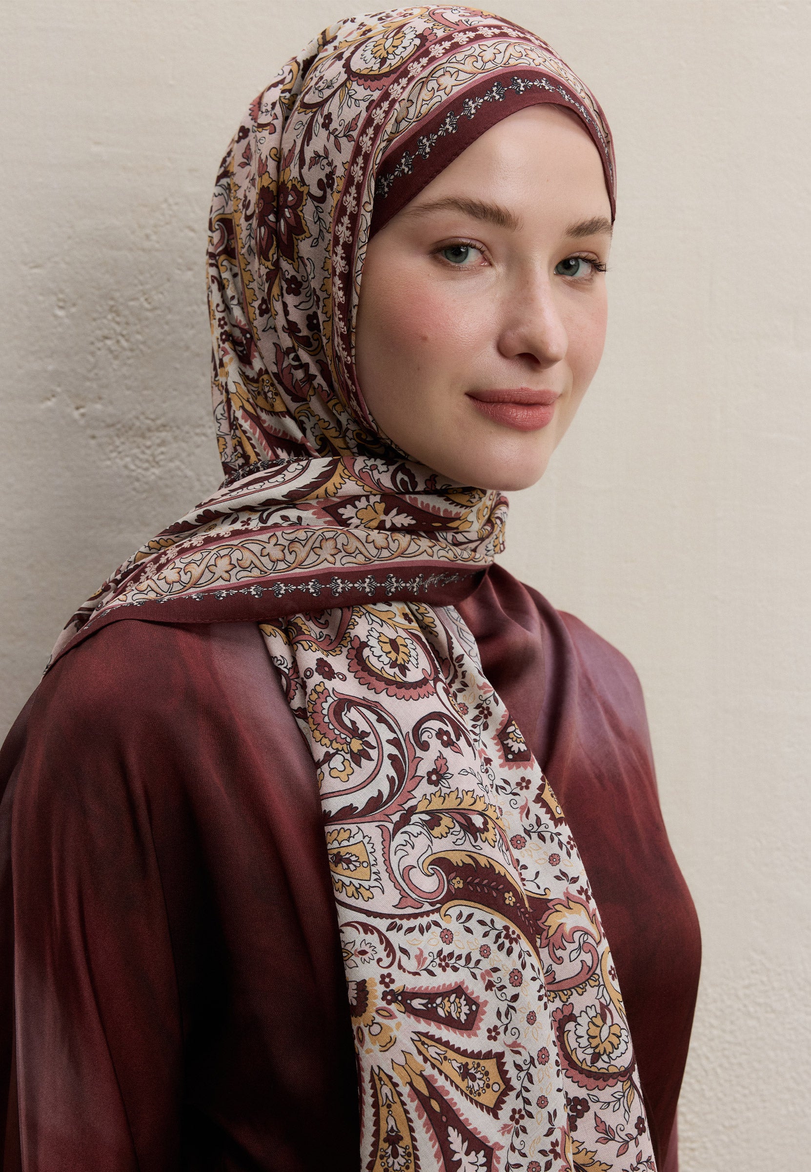 Vişne Elegant Desen Şal