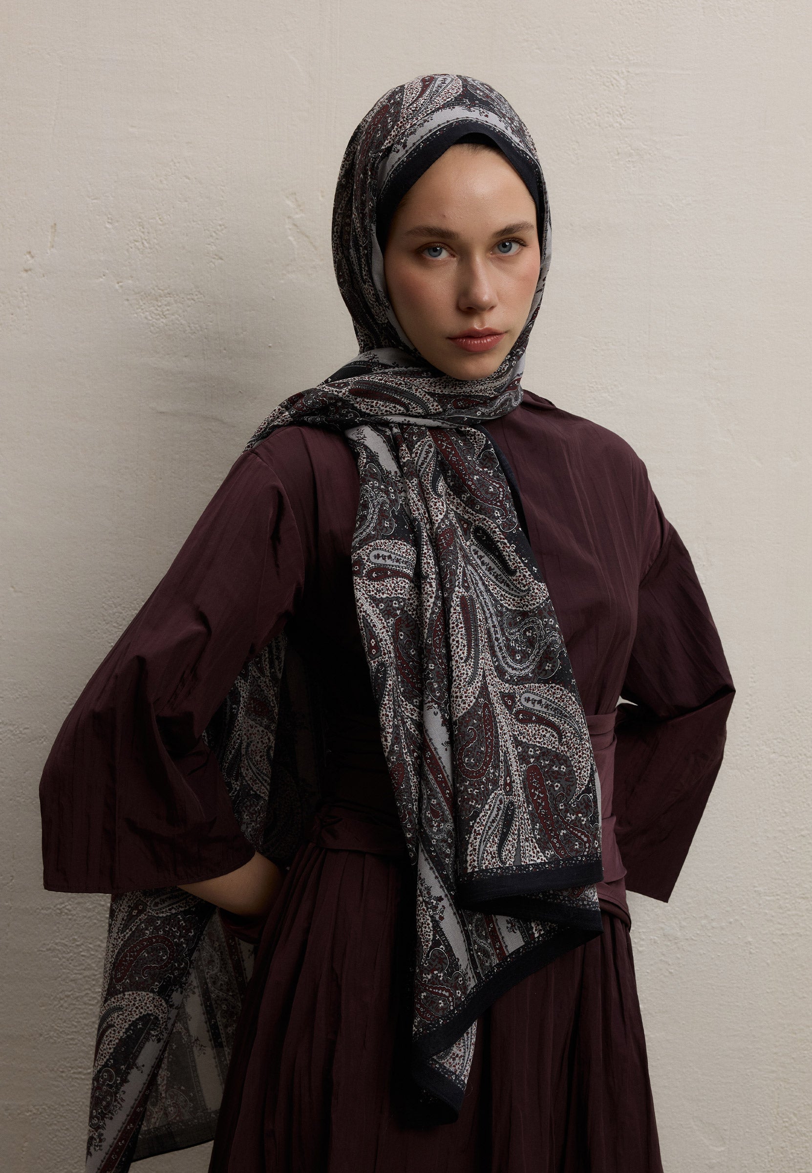 Siyah Paısley Elegance Desen Şal