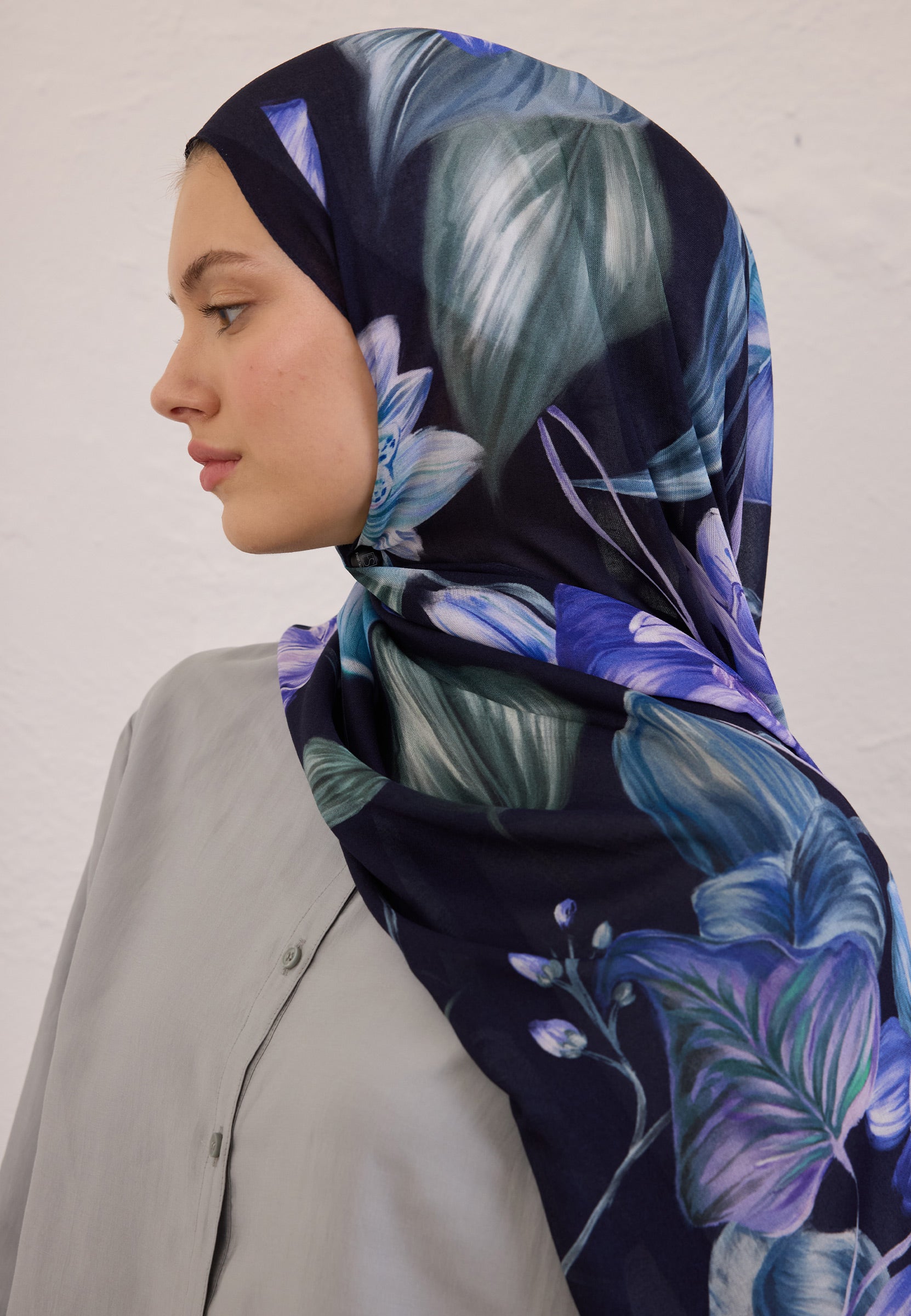 Lacivert Elegant Flower Desen Rami Şal