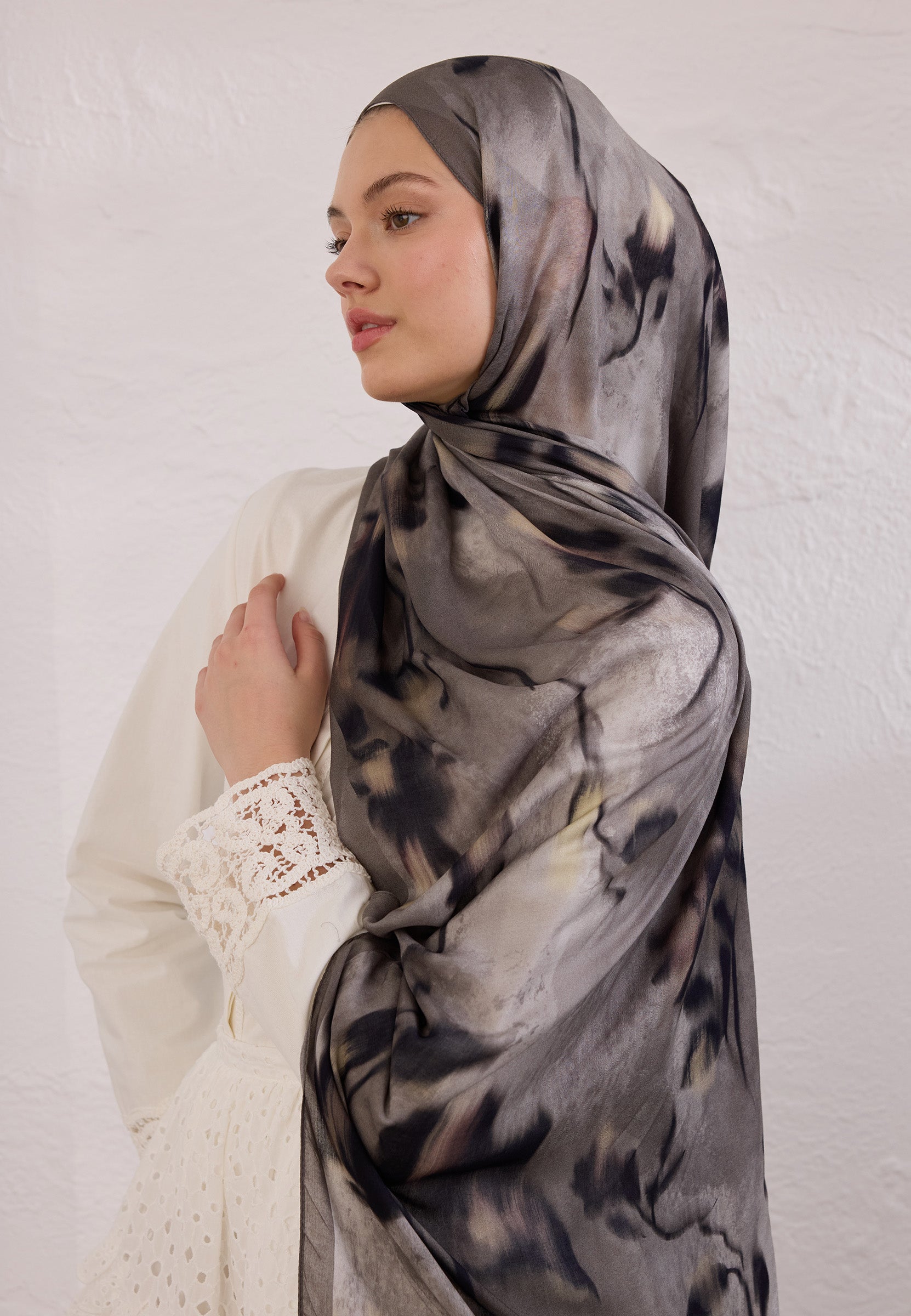 Vizon Dark Flora Desen Rami Şal