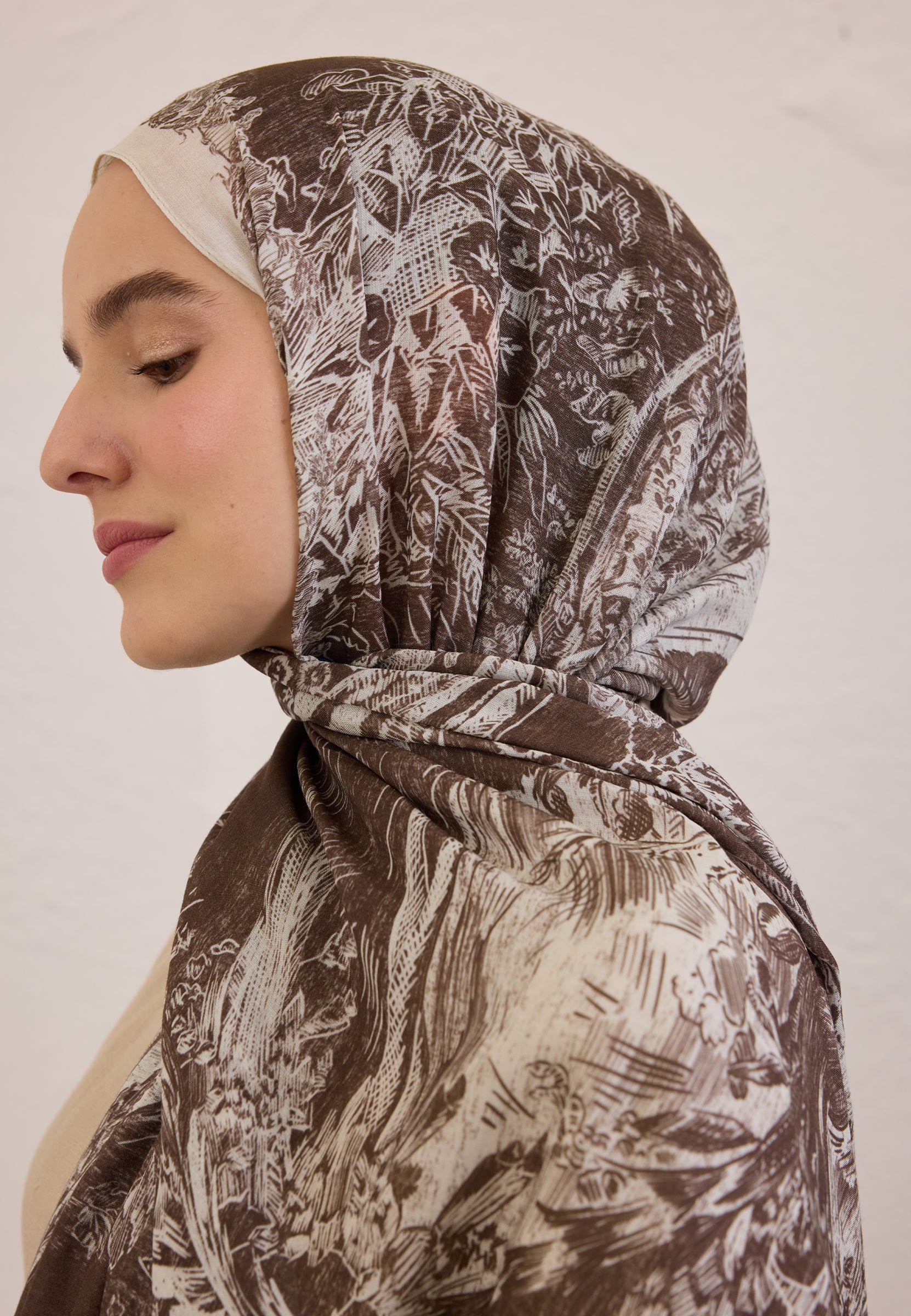 Kahve Secret Elegance Desen Rami Şal