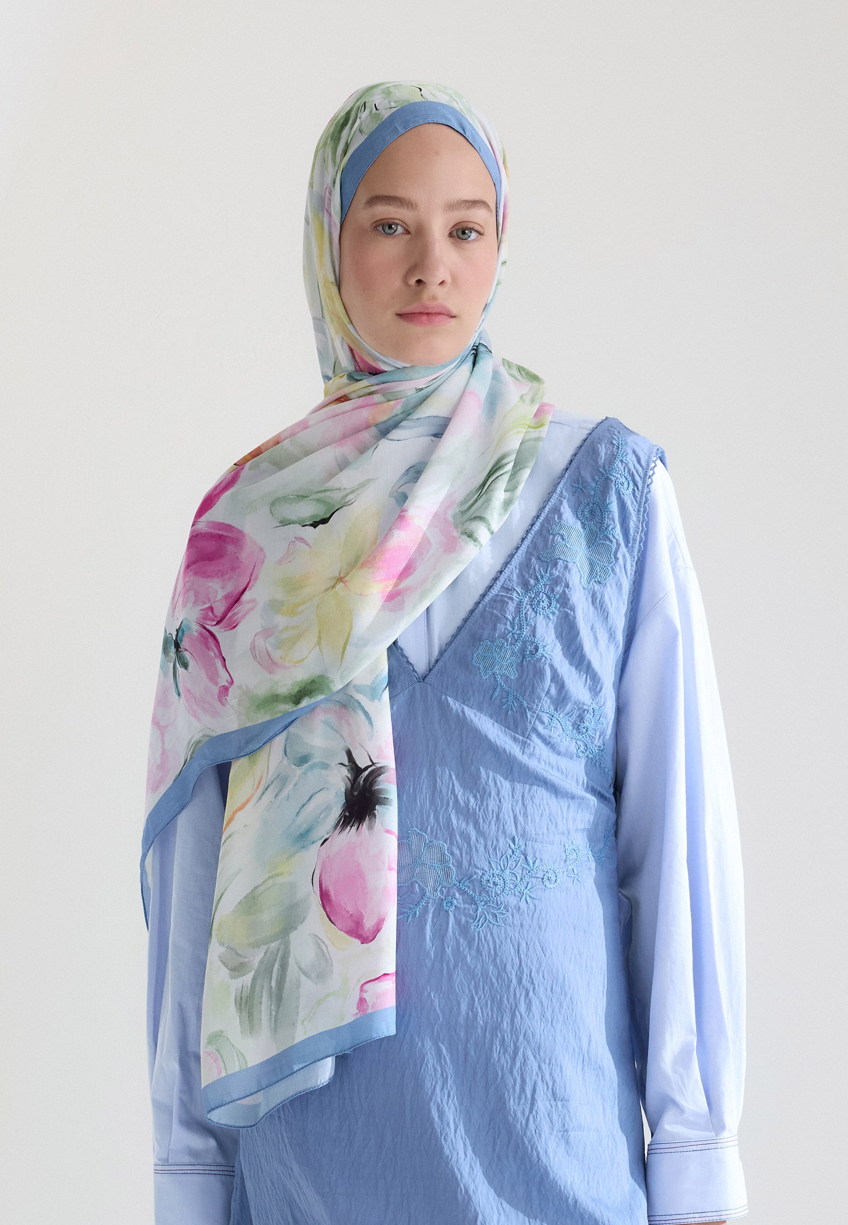 Mavi Soft Flora Floş Viskon Şal