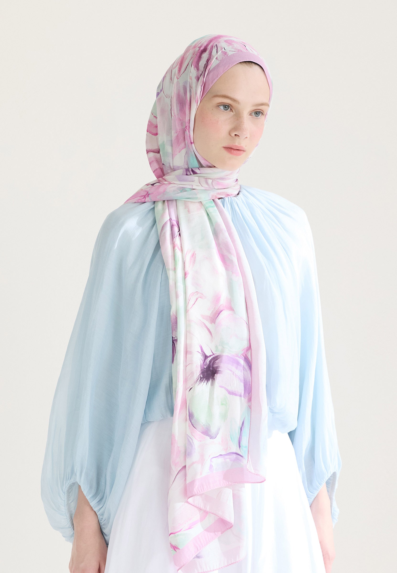 Gülpembe Soft Flora Floş Viskon Şal