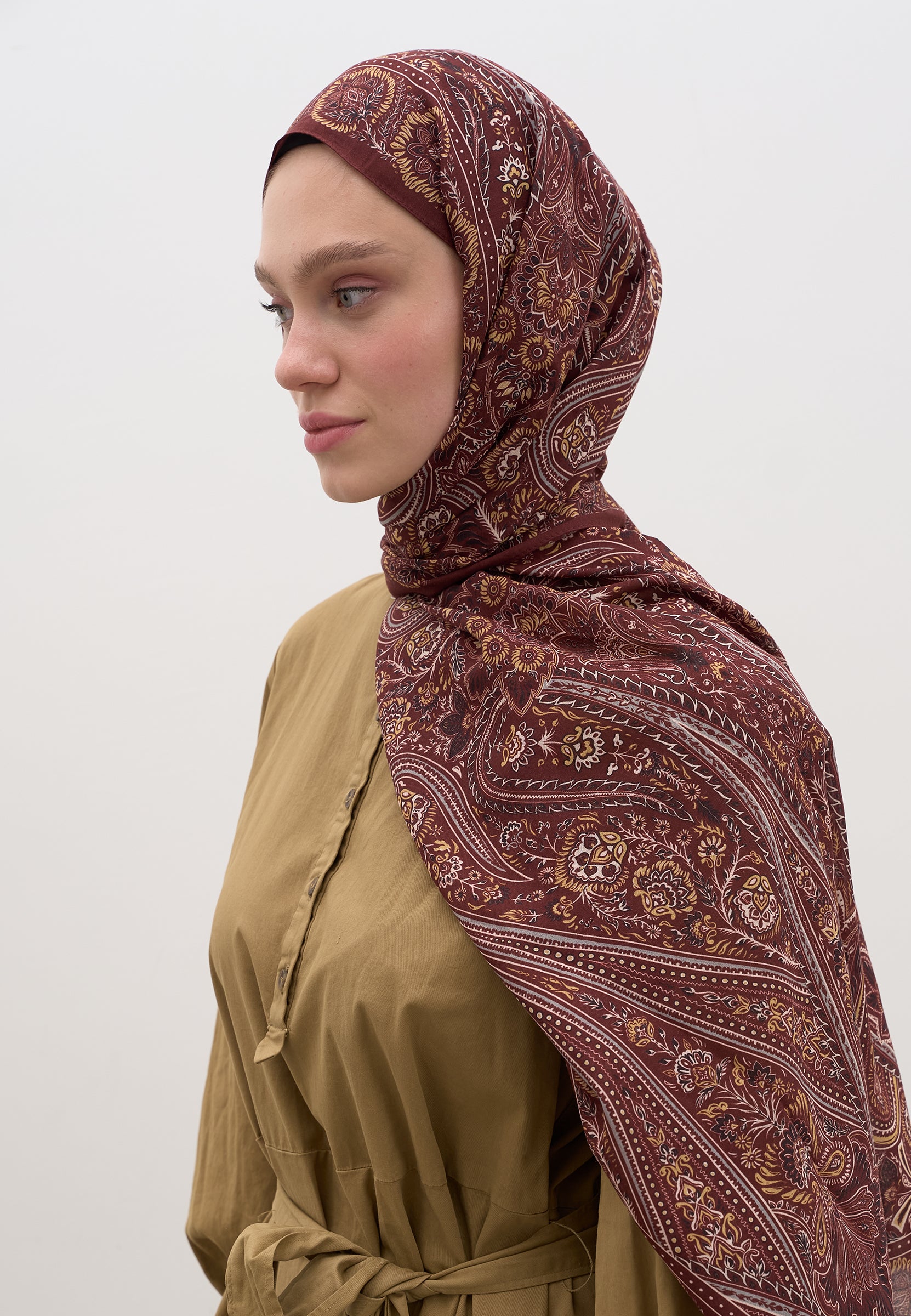 Bordo Petra Desen Şal