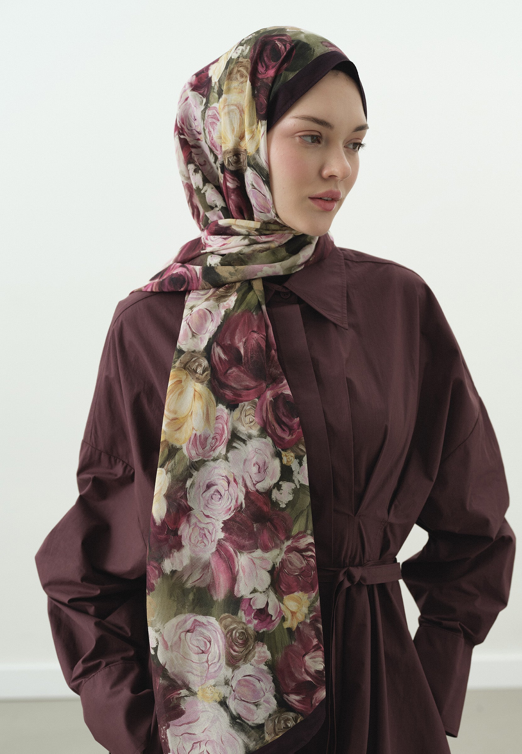 Mürdüm Rose Breeze Desenli Pamuk Viskon Şal