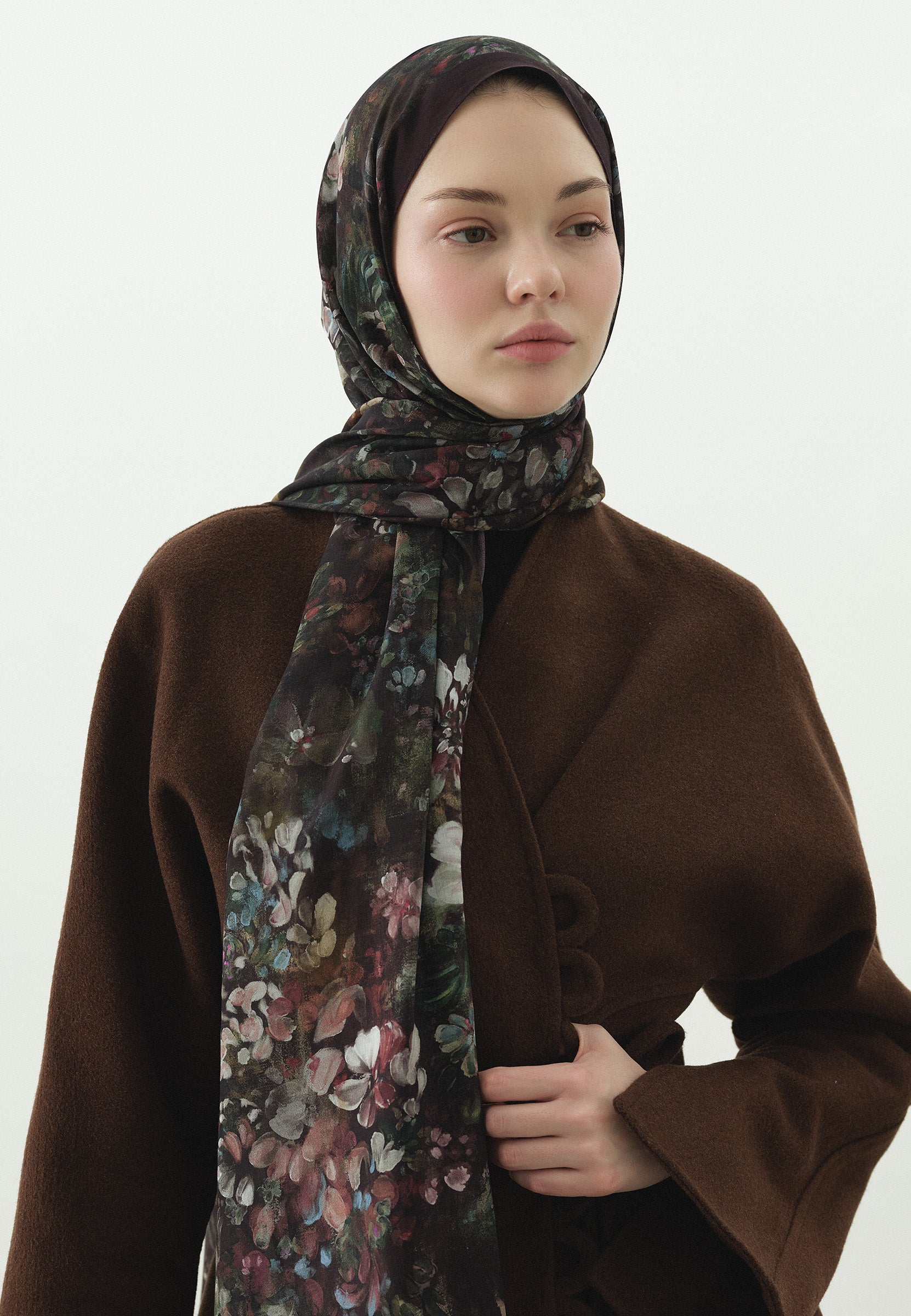 Mürdüm Dark Beauty Desenli Pamuk Viskon Şal