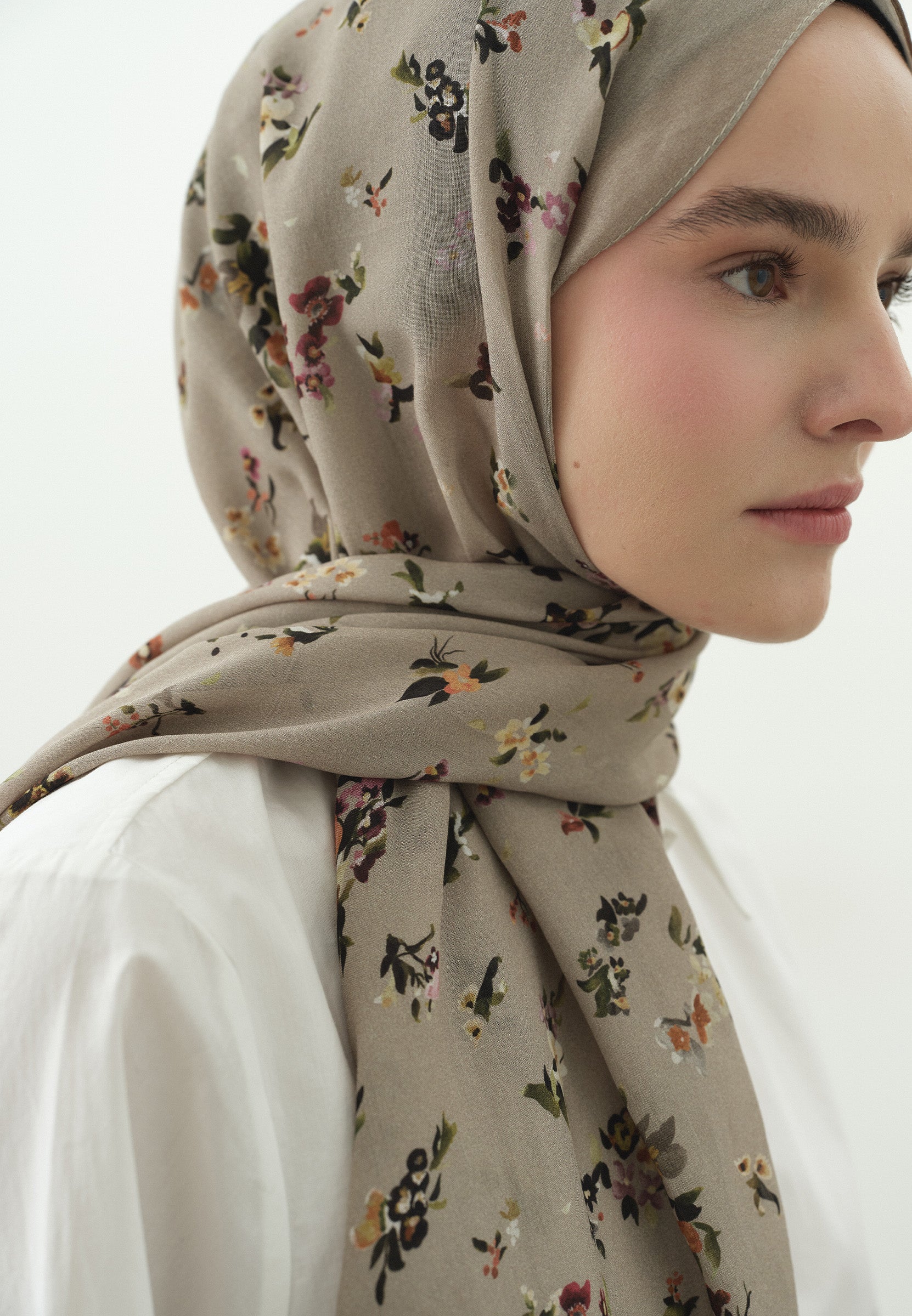 Vizon Tıny Blooms Desenli Pamuk Viskon Şal