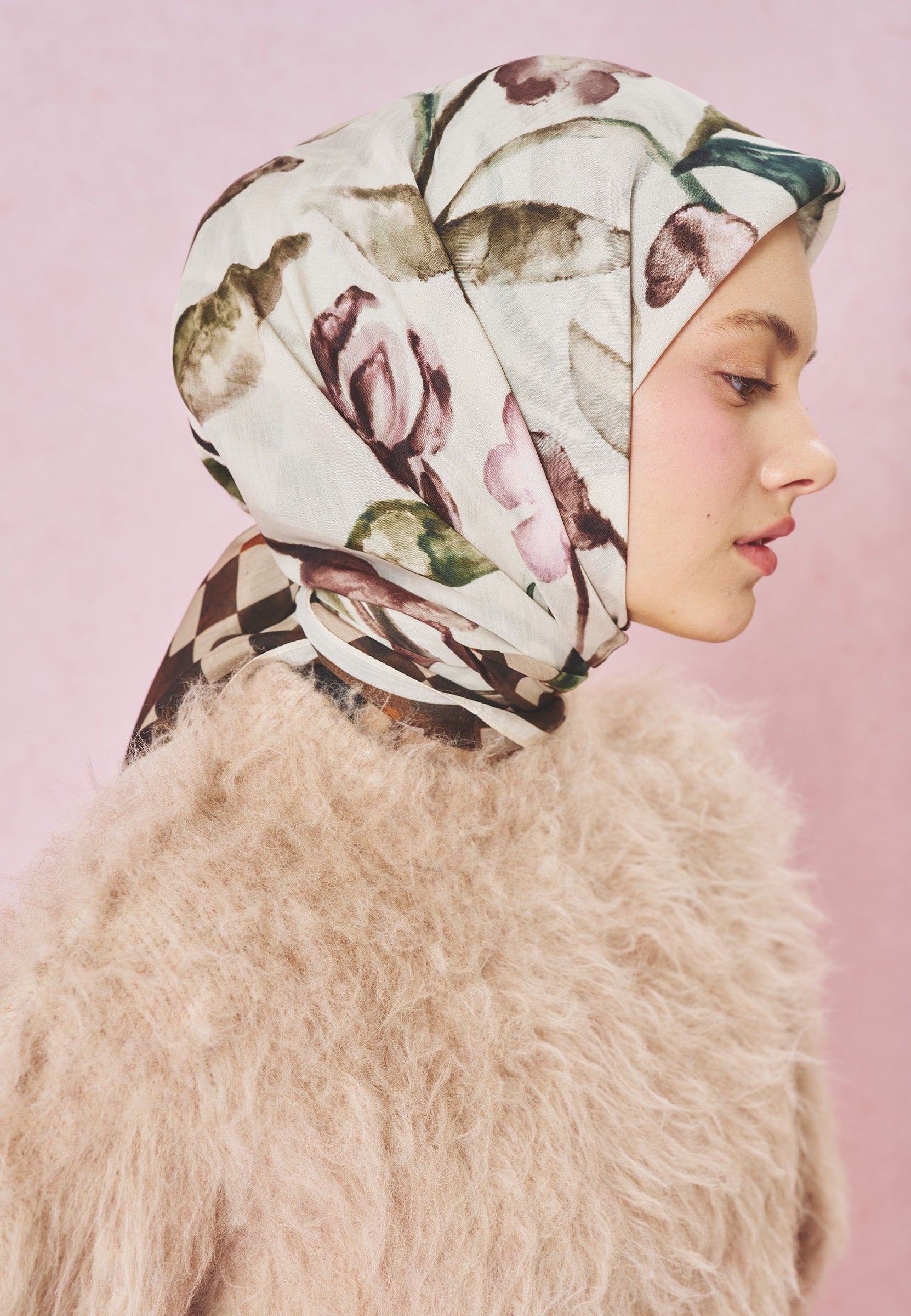 Brown Love In Bloom Desen Floş Viskon Eşarp