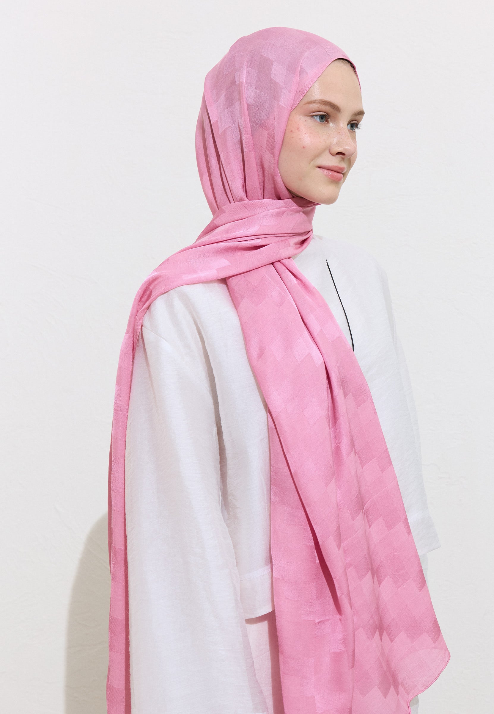 Pembe Nori İpeksi Jakar Şal