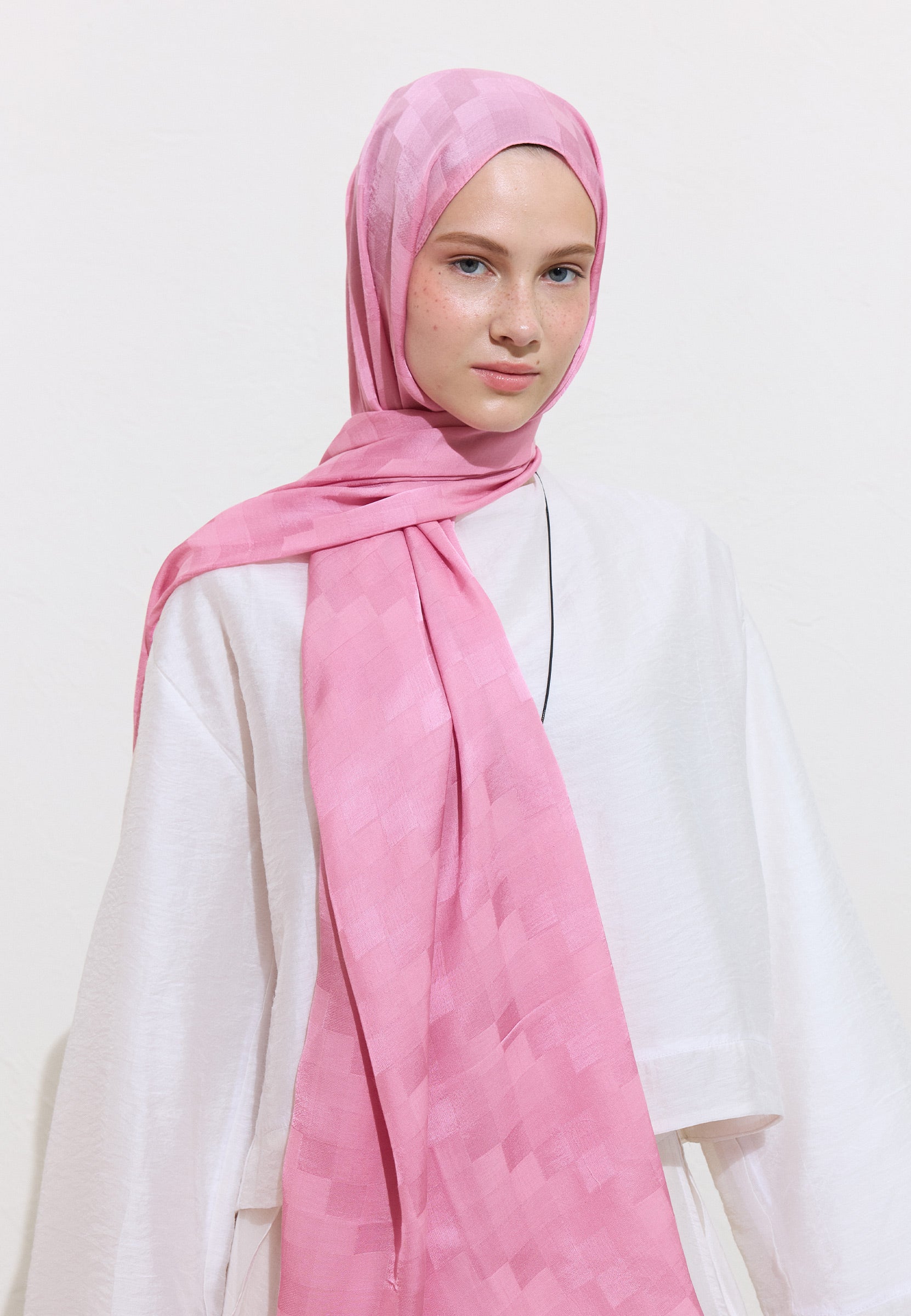 Pembe Nori İpeksi Jakar Şal