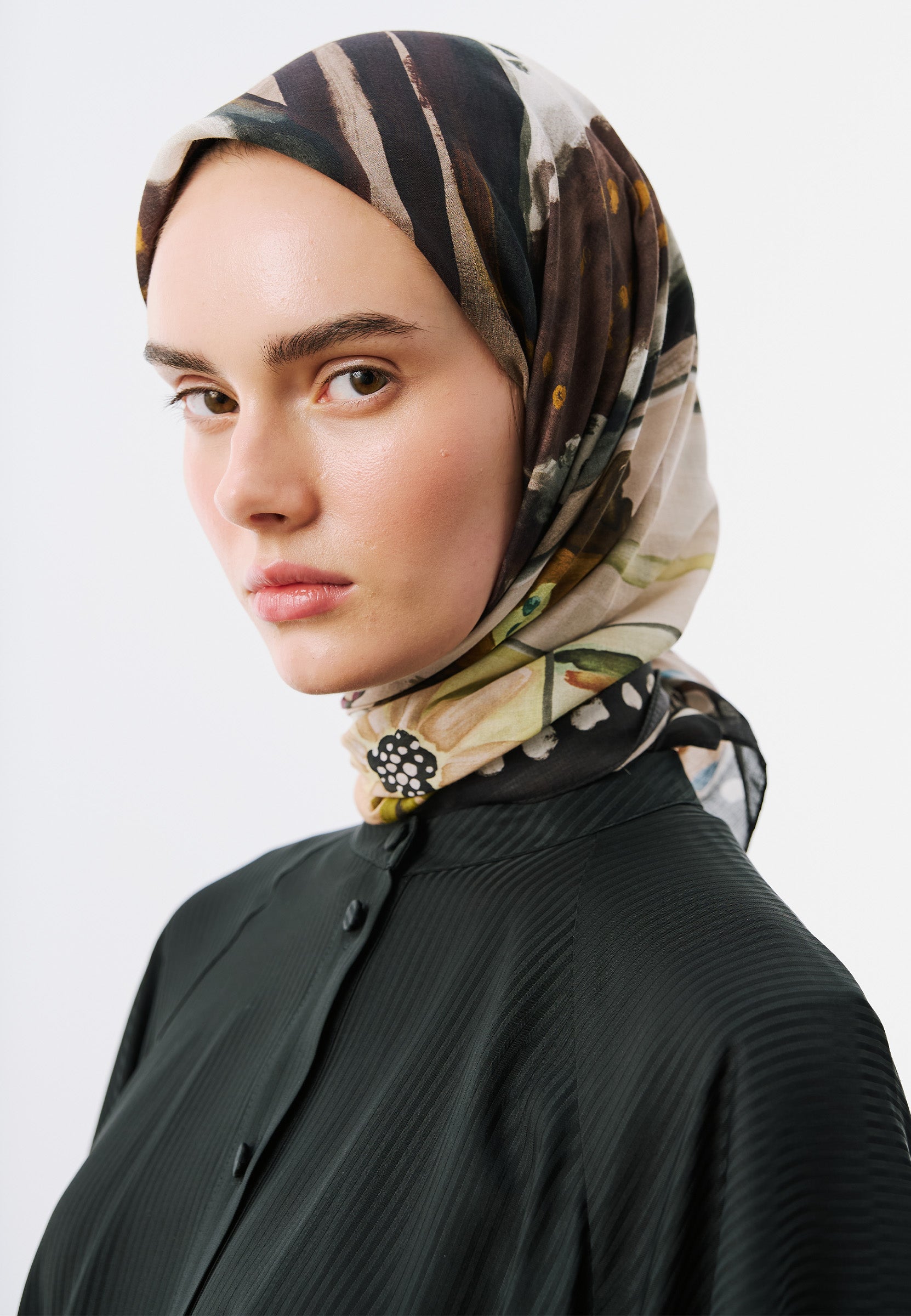 Floral Story Desen Vual Eşarp Erik Çürüğü