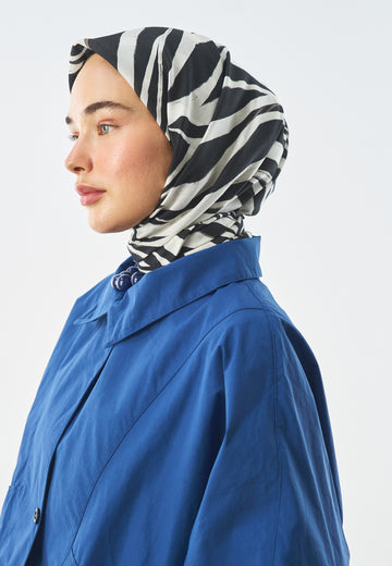 Zebra Flow Desen Pamuk İpek Eşarp Siyah