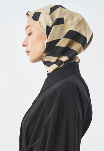 Bold Lines Desen Pamuk İpek Eşarp Camel