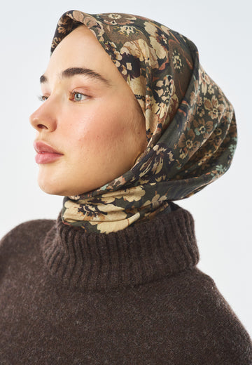 Floral Glow Desen Pamuk İpek Eşarp Siyah