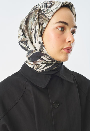 Wild Stripes Desen Pamuk İpek Eşarp Siyah