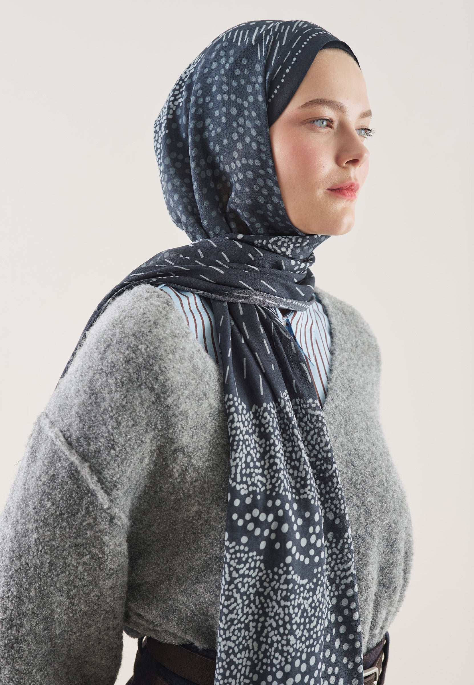 Lacivert Dot Elegance Desen Rami Şal