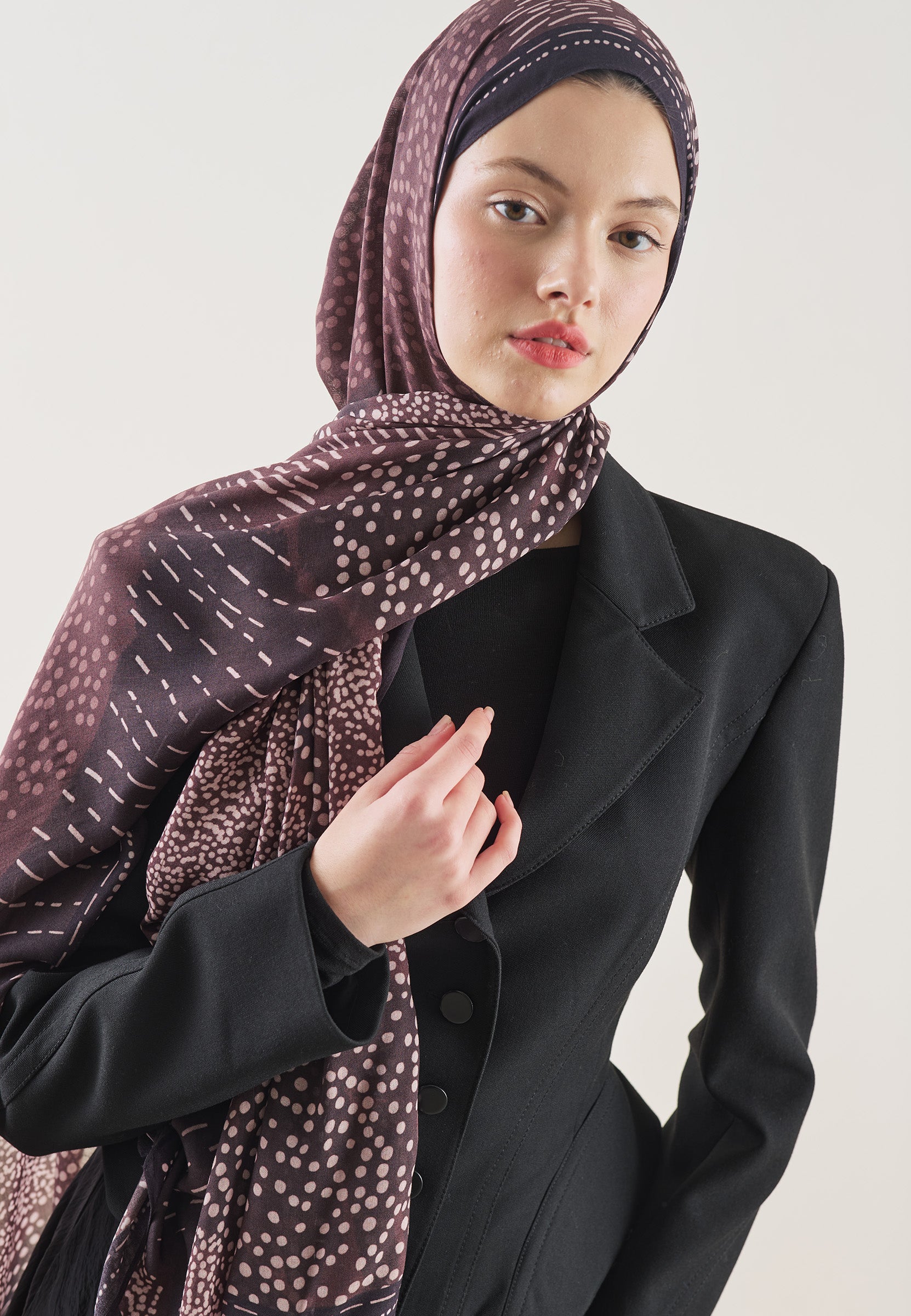 Mürdüm Dot Elegance Desen Rami Şal