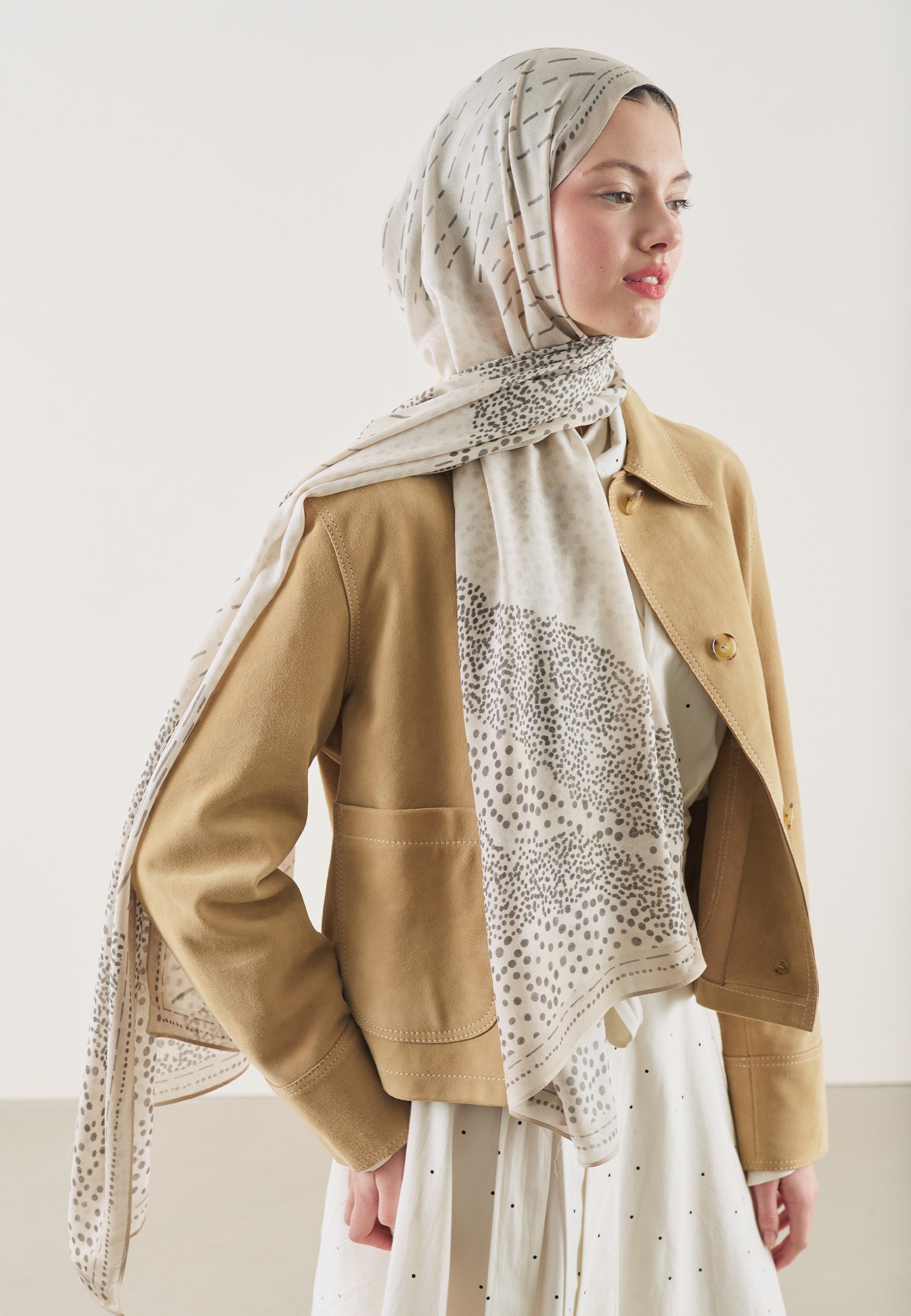 Bej Dot Elegance Desen Rami Şal