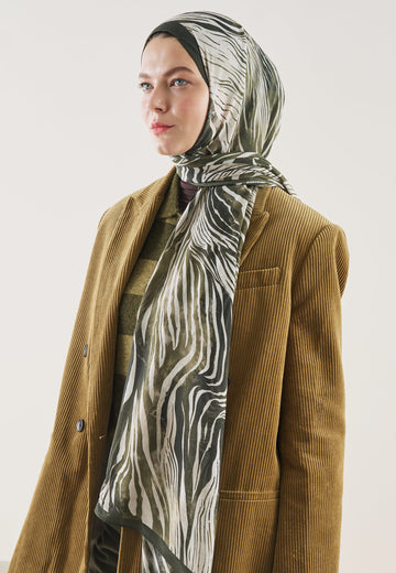 Haki Wıld Zebra Desen Rami Şal
