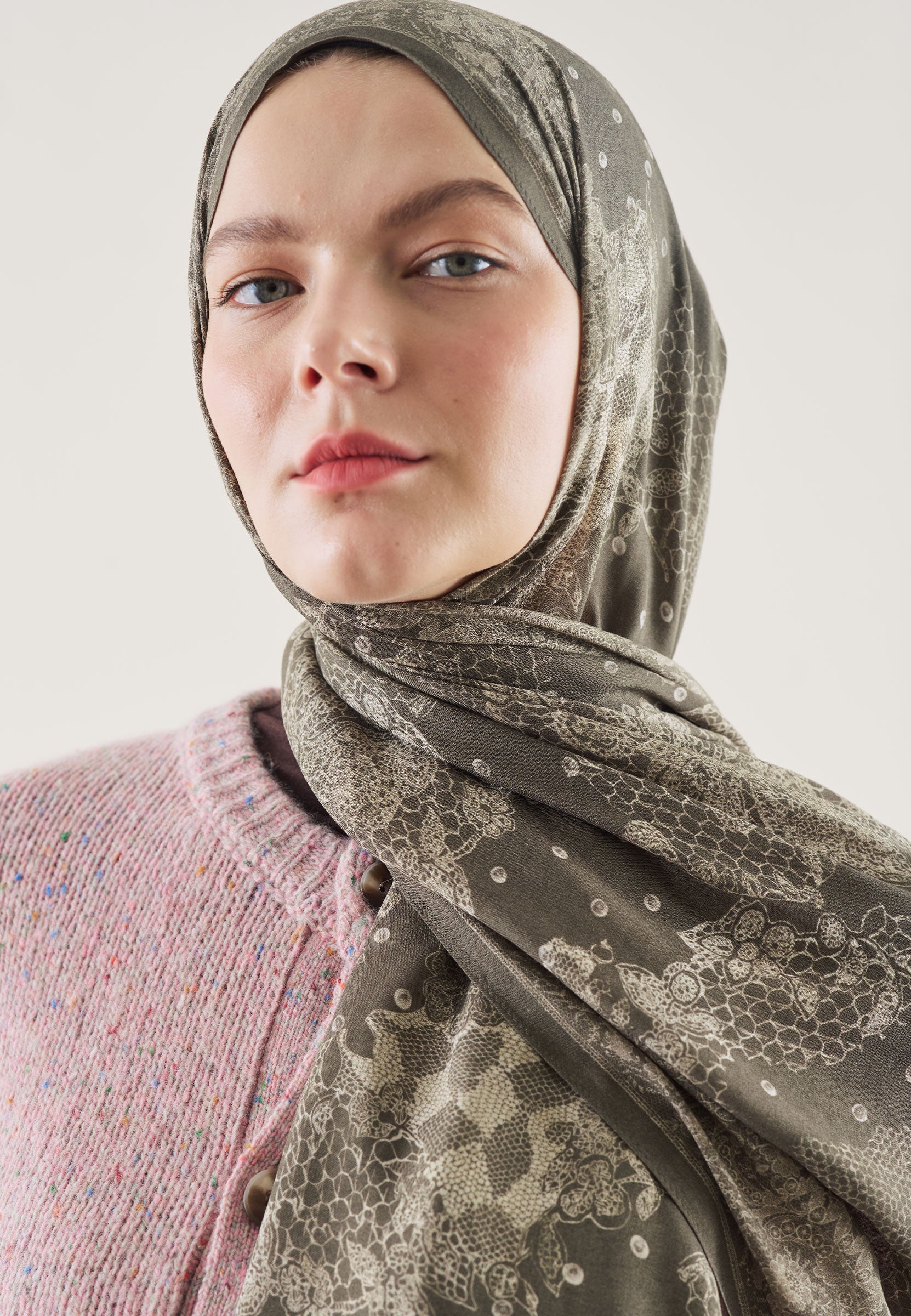 Soft Haki Floral Lace Desen Rami Şal