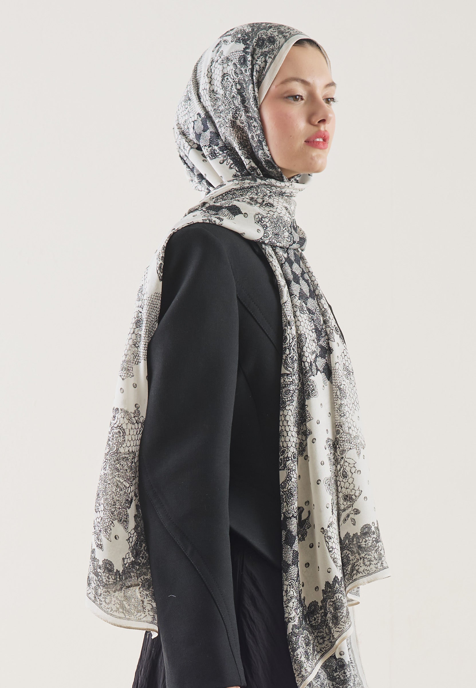 Ekru Floral Lace Desen Rami Şal