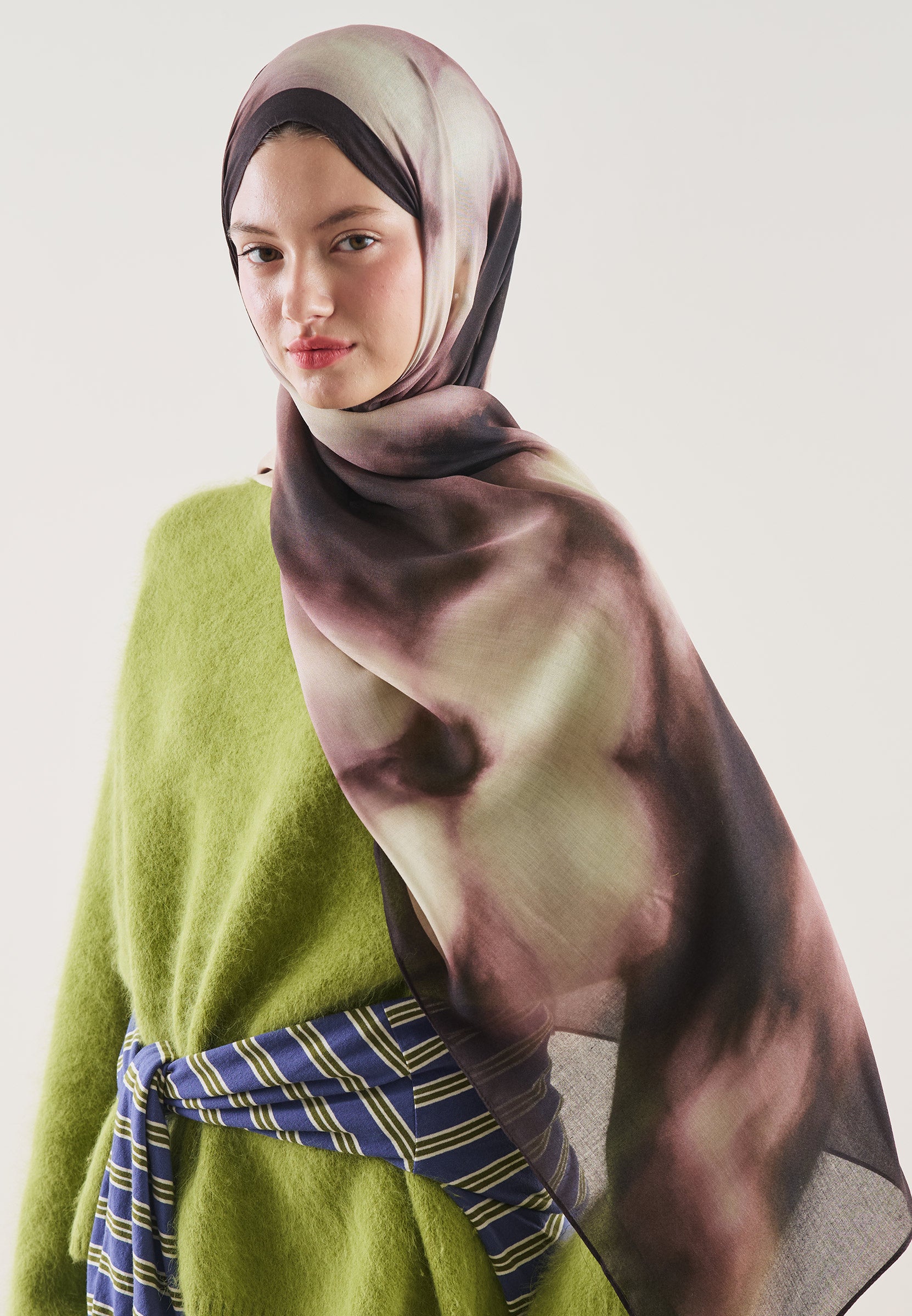 Ağaç Kabuğu Floral Batik Desen Rami Şal