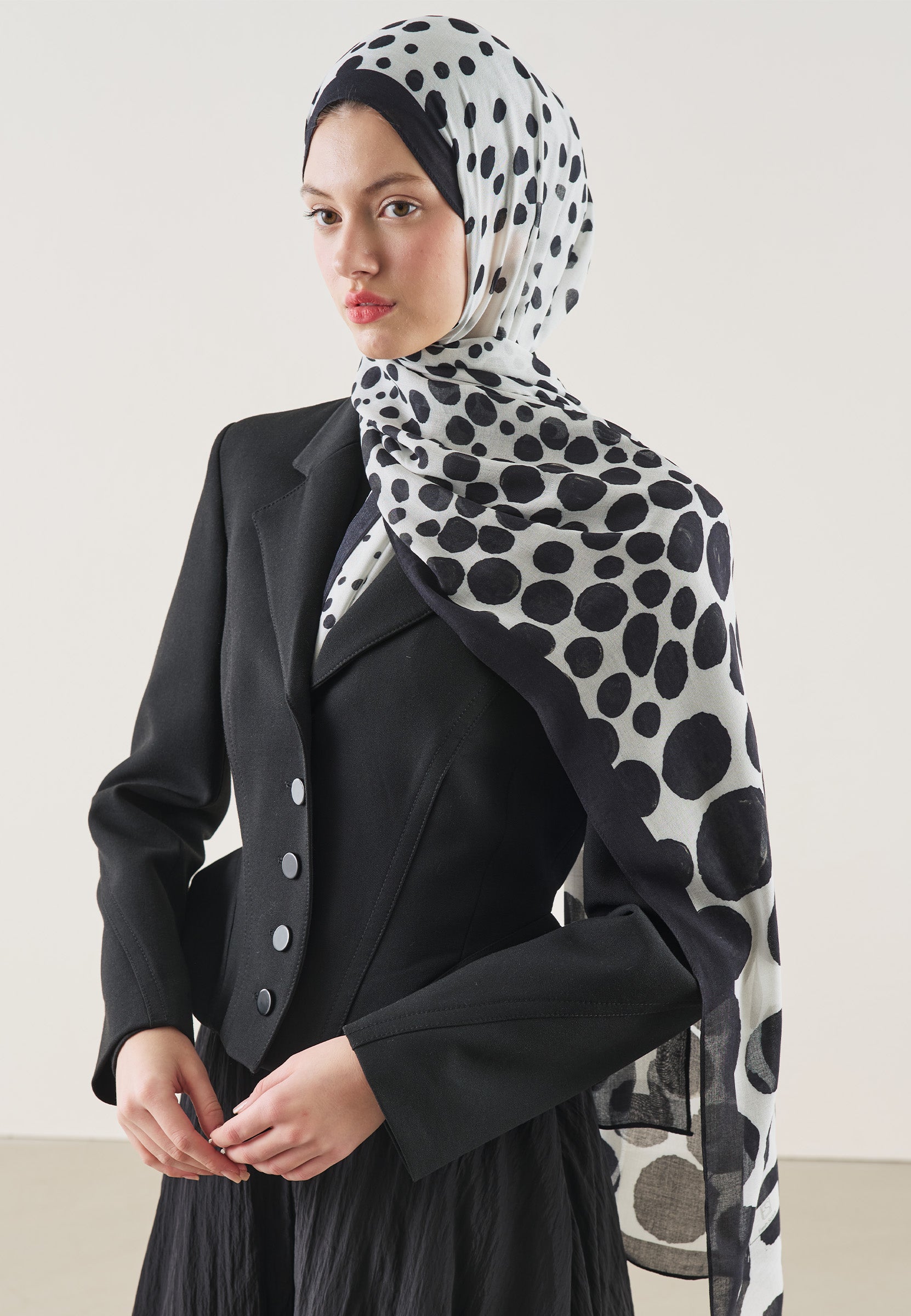 Ekru Polka Dots Desen Rami Şal