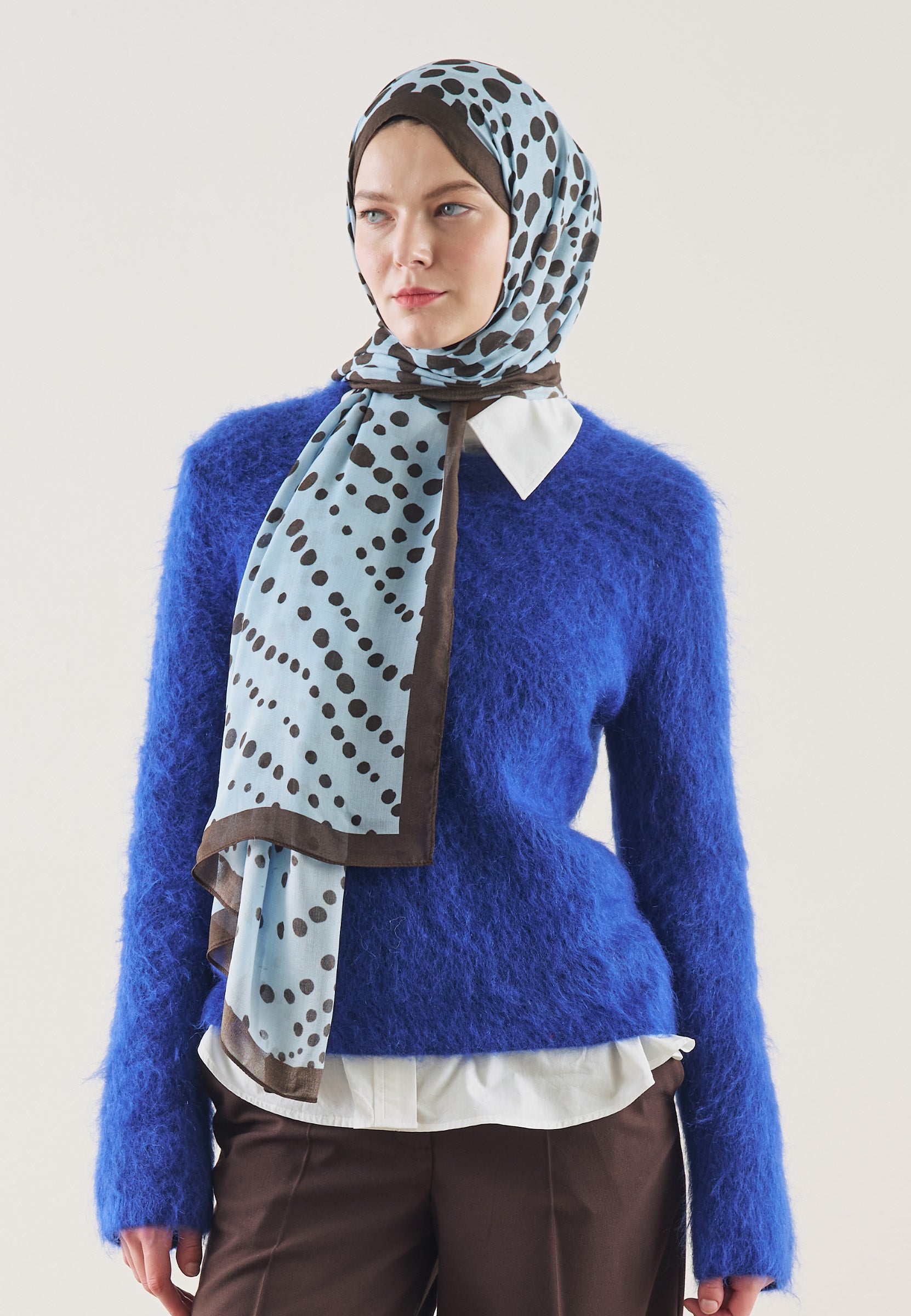 Açık Mavi Polka Dots Desen Rami Şal