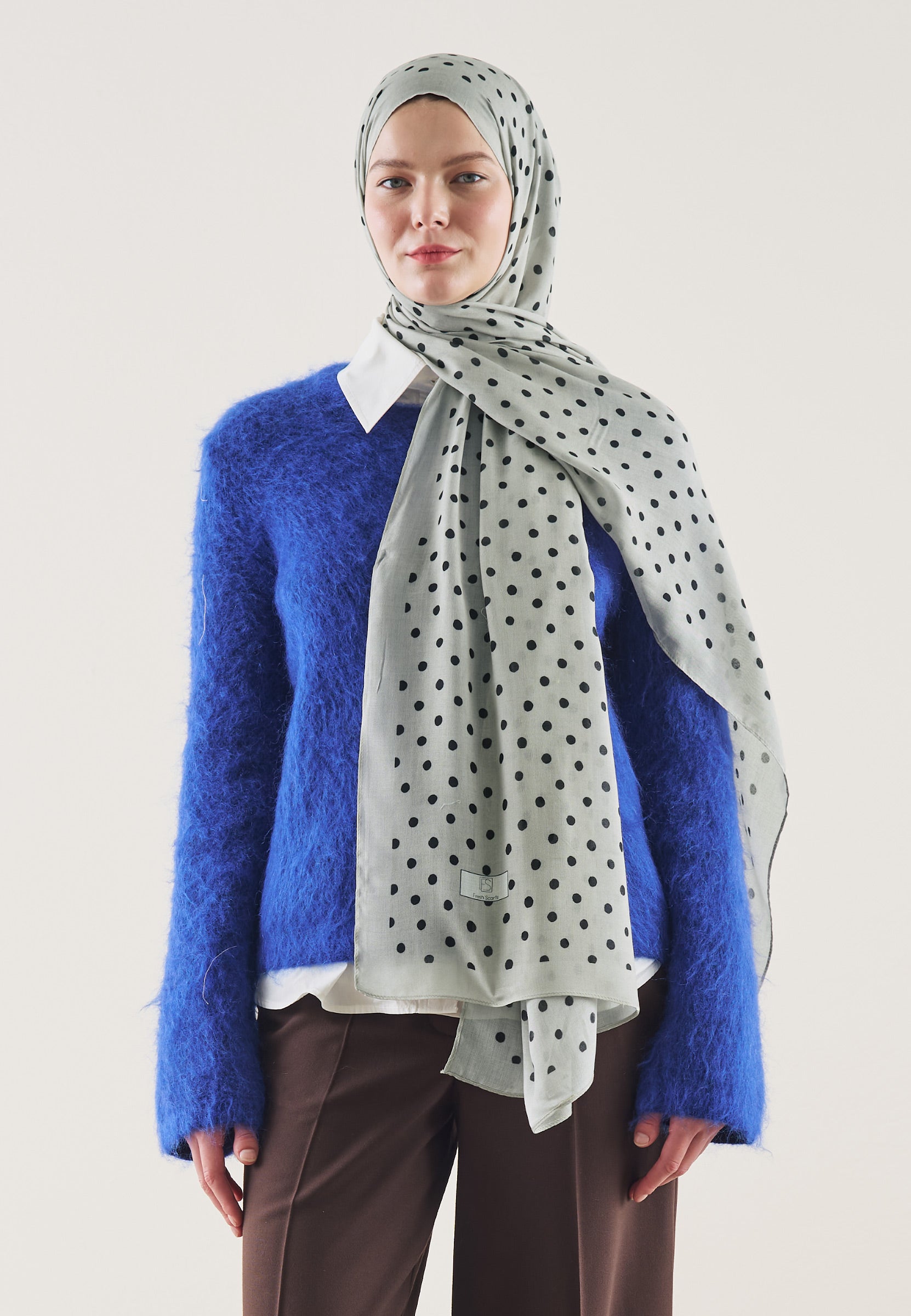 Small Polka Dots Desen Rami Şal Gri
