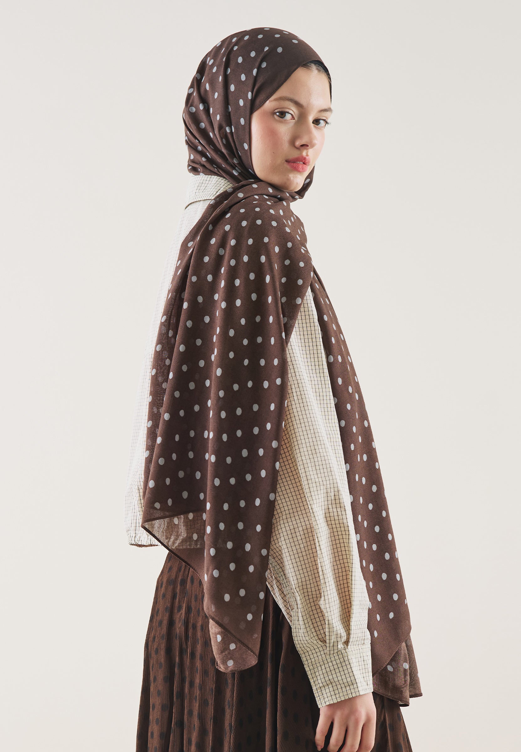 Acı Kahve Small Polka Dots Desen Rami Şal