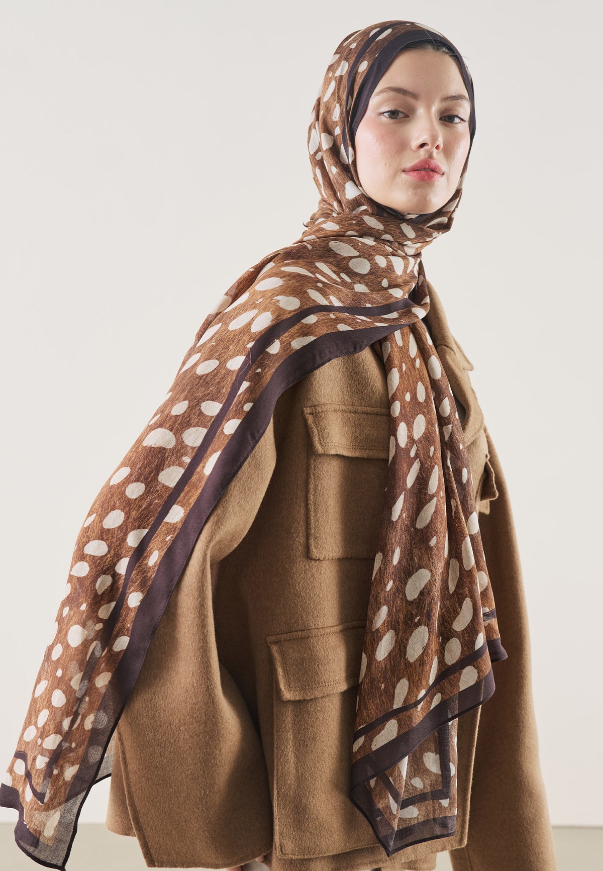 Wild Fawn Desen Rami Şal Kahve