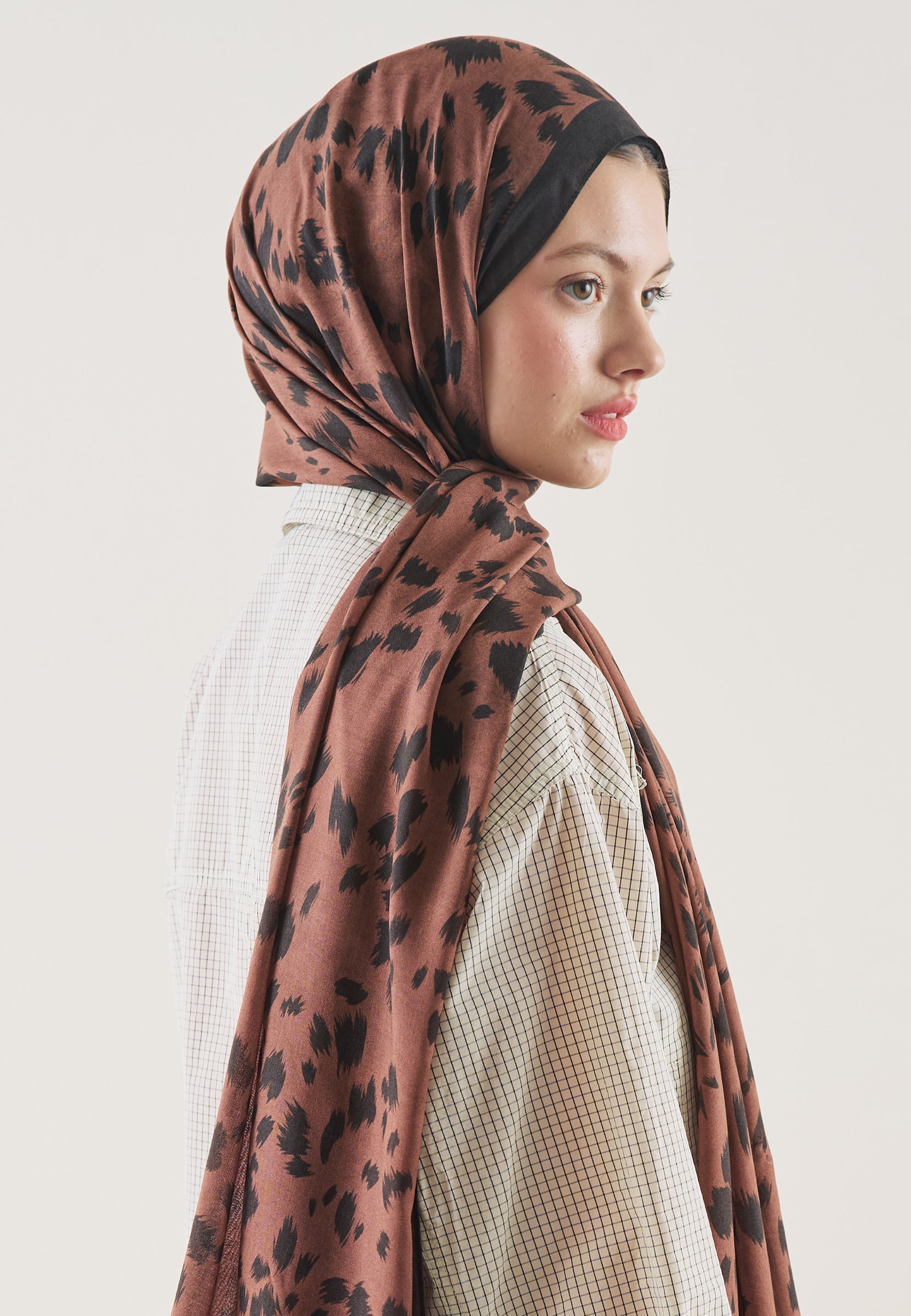 Kahve Cheetah Desen Rami Şal