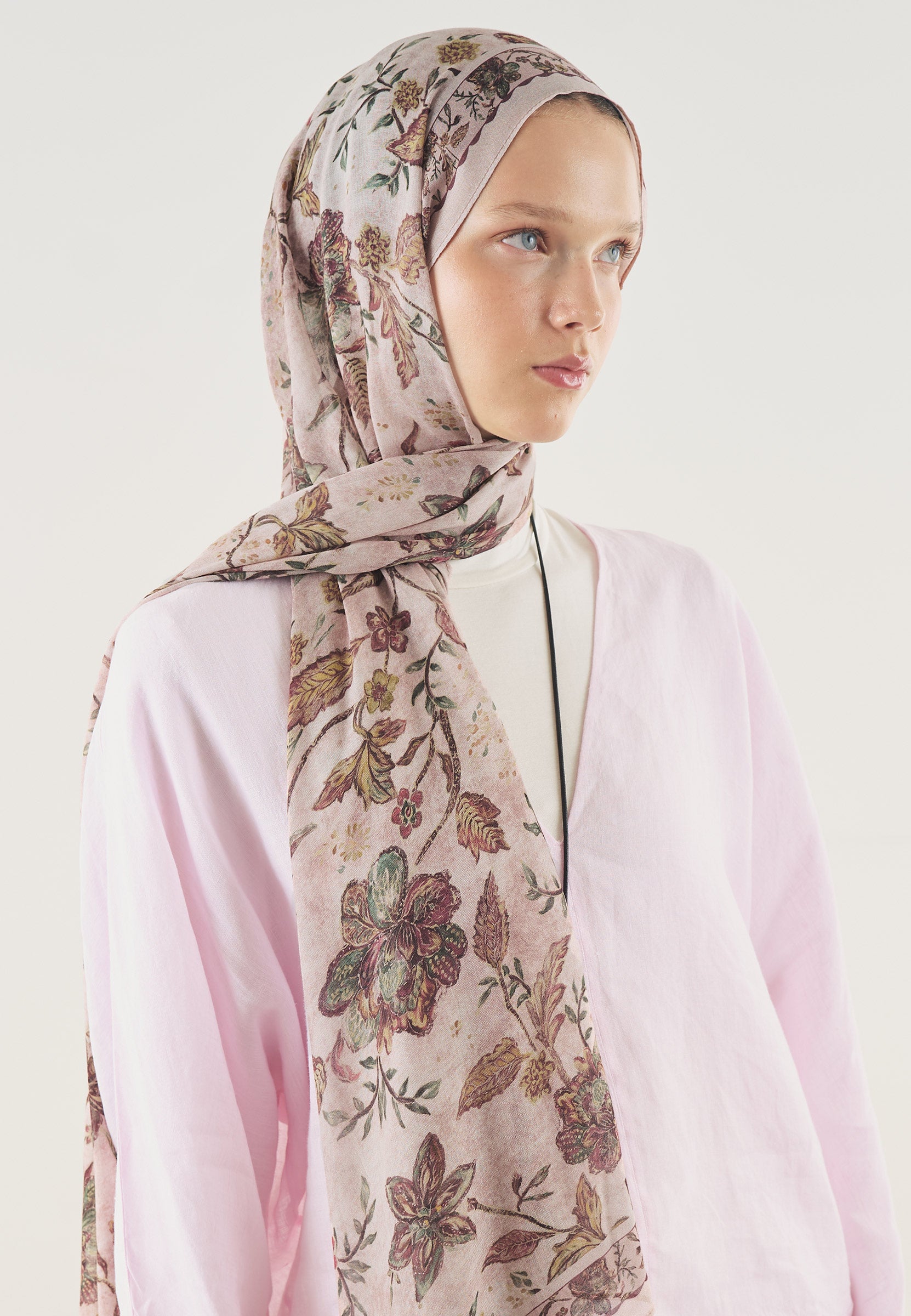 Ethnic Blossom Desen Soft Viskon Şal Pudra
