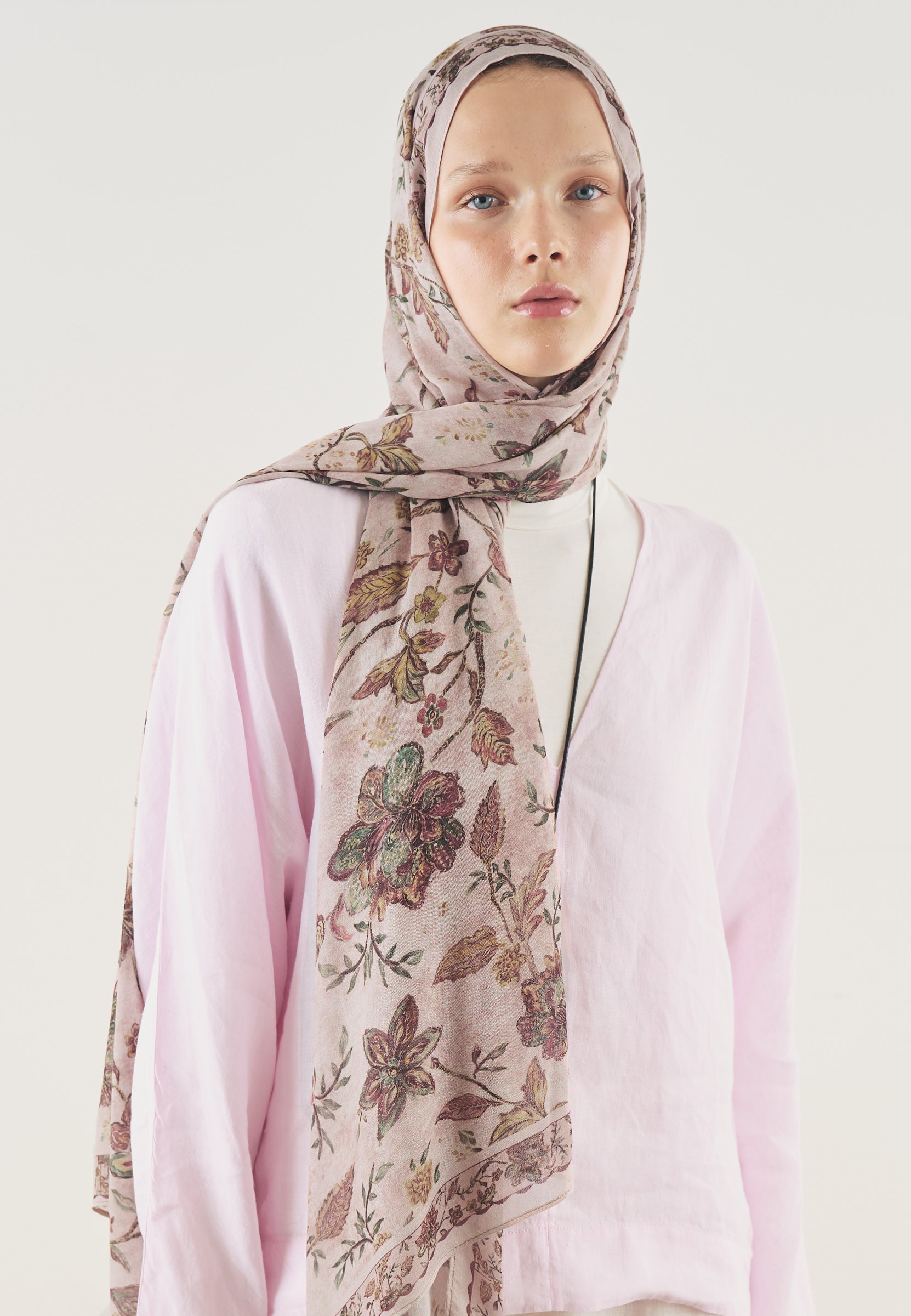 Pudra Ethnıc Blossom Desen Soft Viskon Şal