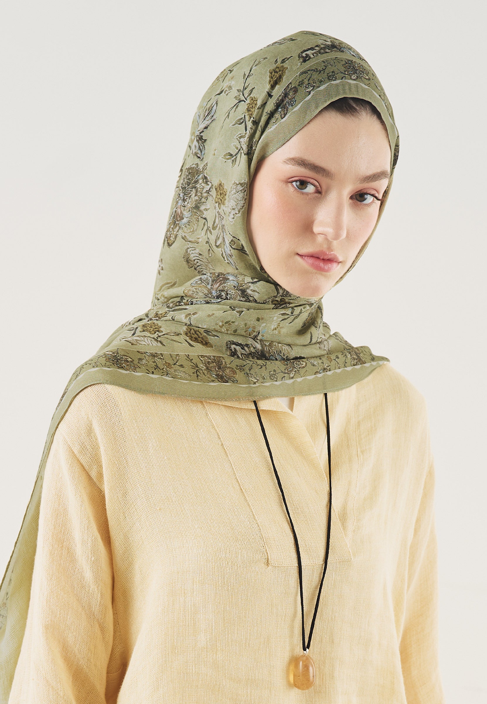 Çağla Yeşili Ethnıc Blossom Desen Soft Viskon Şal
