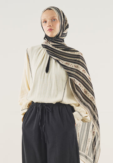 Siyah Floral Lines Desen Soft Viskon Şal
