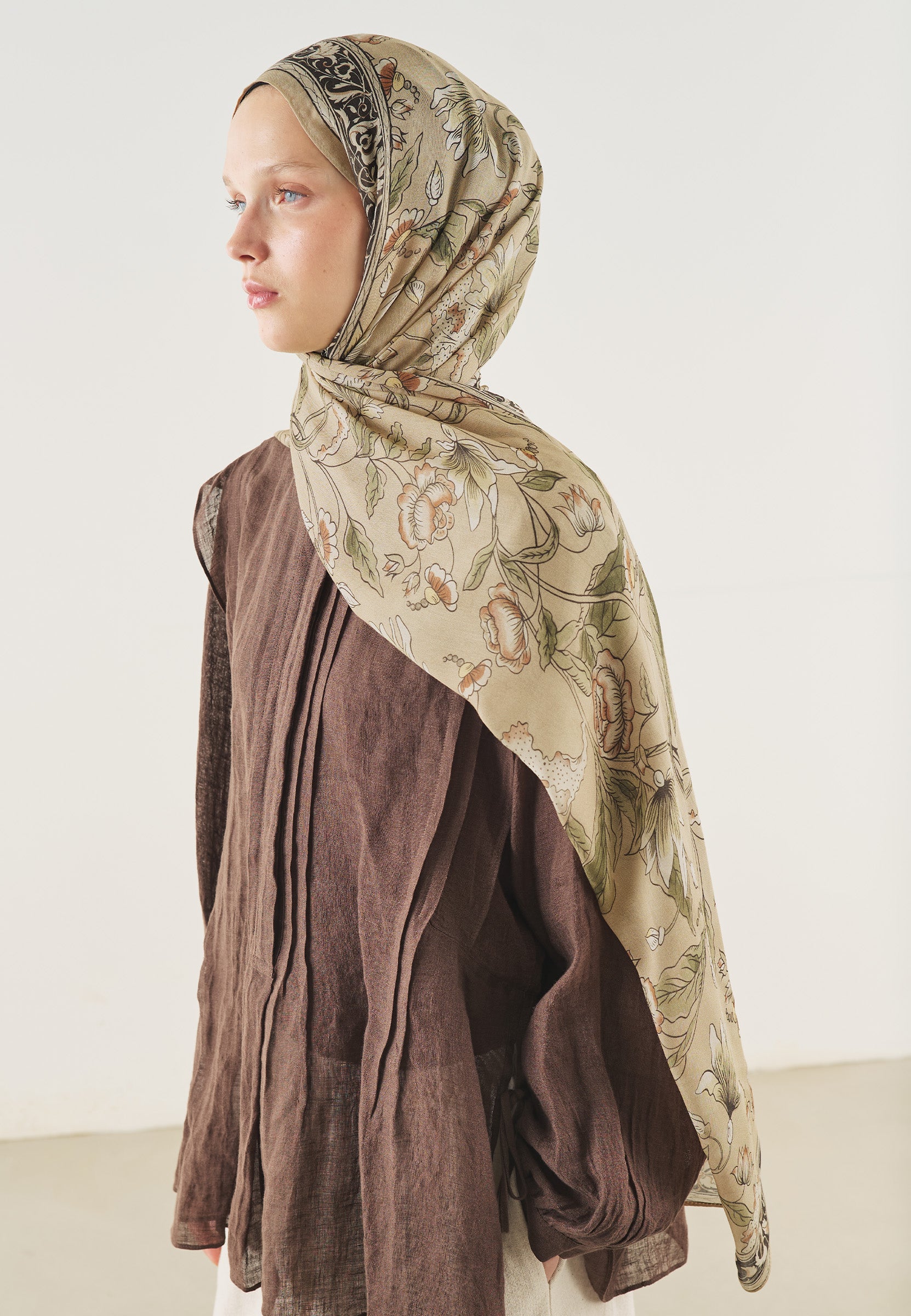 Sütlü Kahve Pure Ethnic Desen Soft Viskon Şal