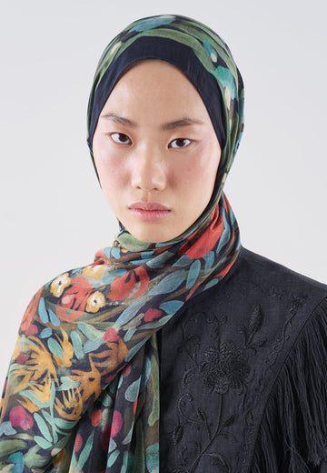 Floral Whimsy Desen Rami Viskon Şal Siyah