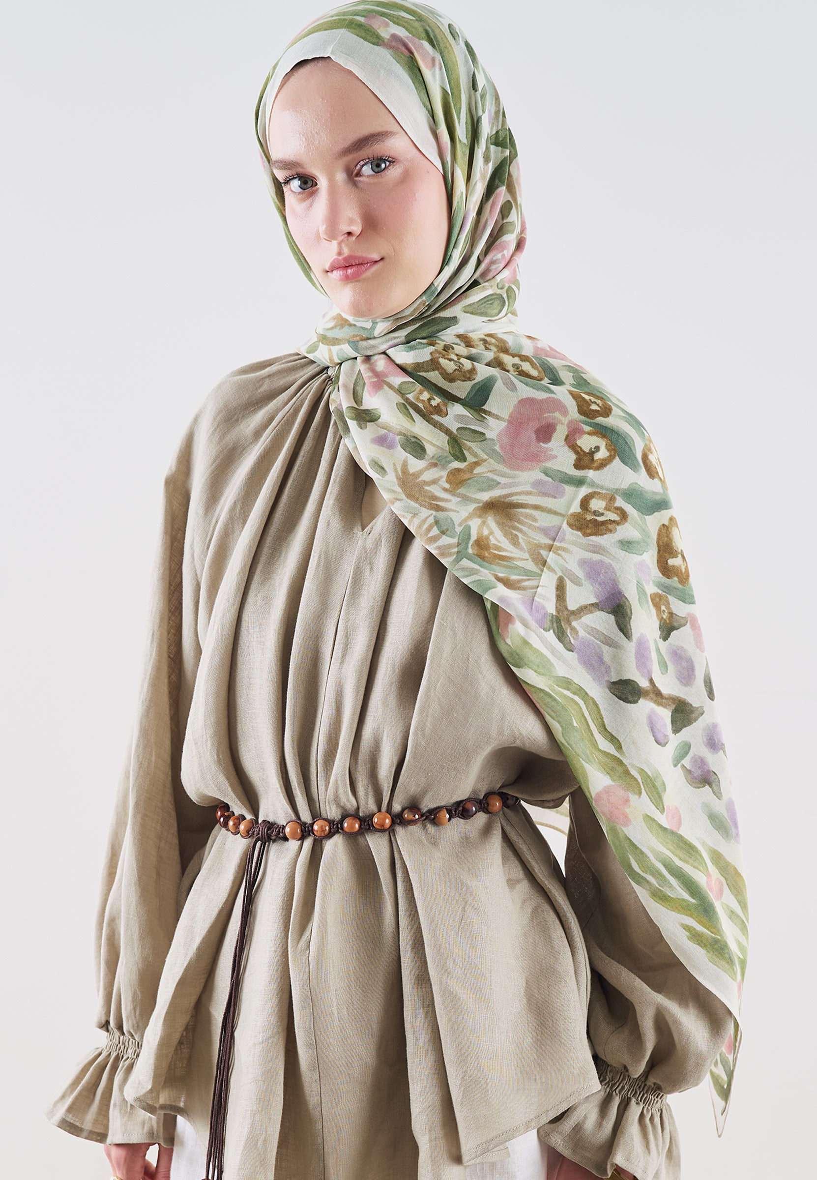 Floral Whimsy Desen Rami Viskon Şal Yeşil