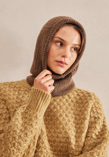 Kahverengi Yünlü Triko Başlık
