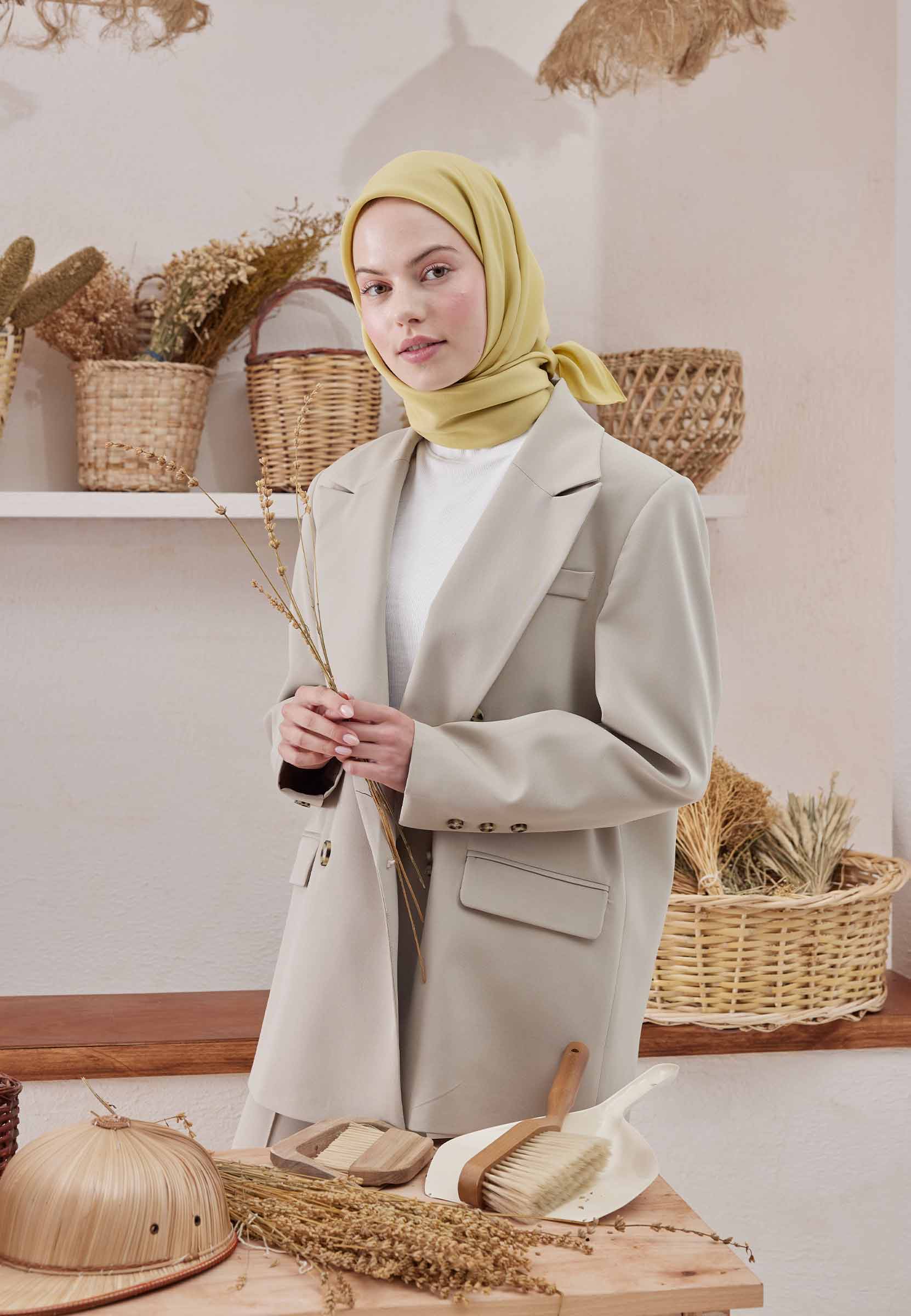 Tatlı Sarı Pamuk İpek Eşarp
