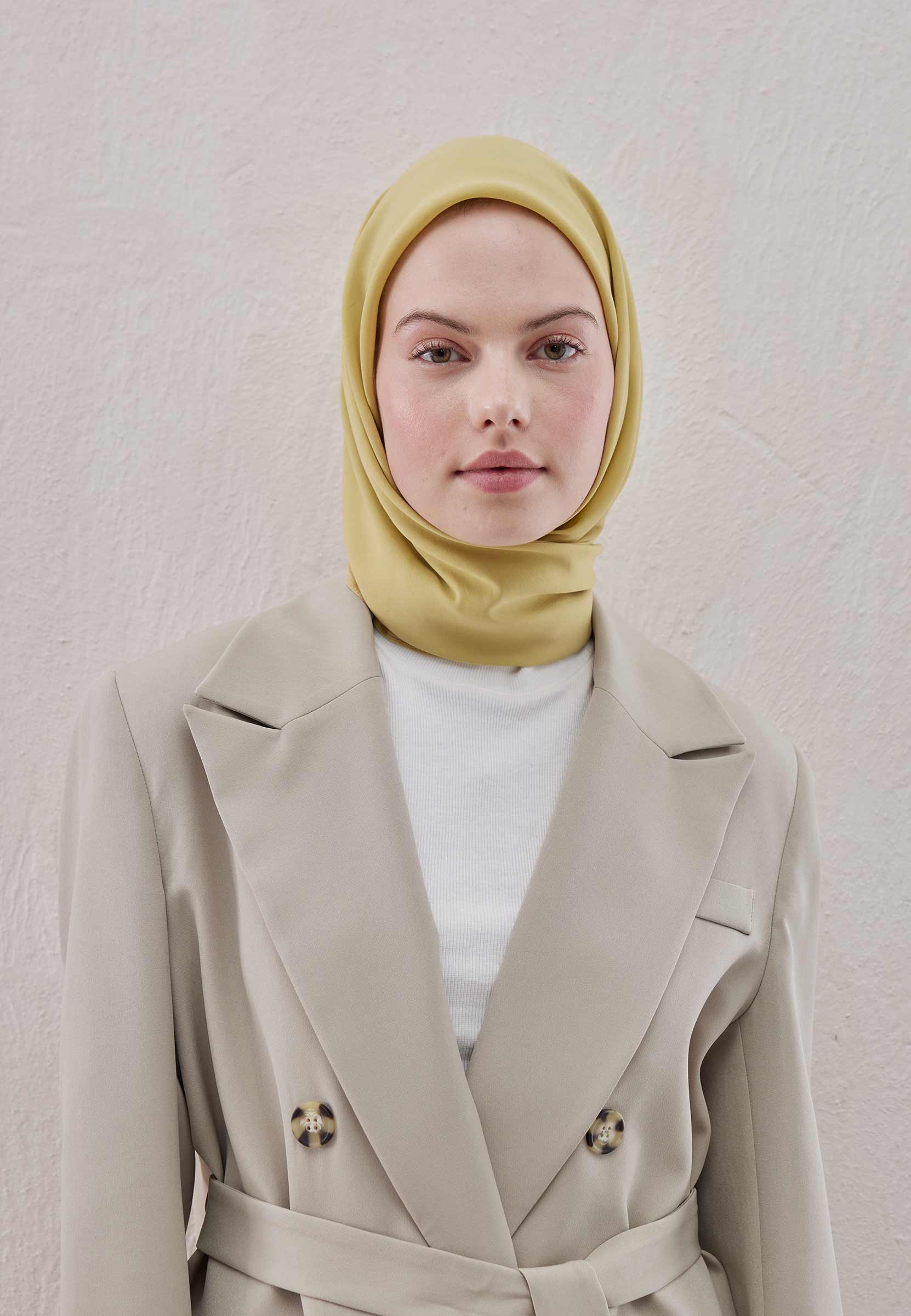 Tatlı Sarı Pamuk İpek Eşarp