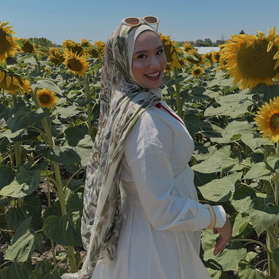 Floral Whimsy Desen Rami Viskon Şal Yeşil