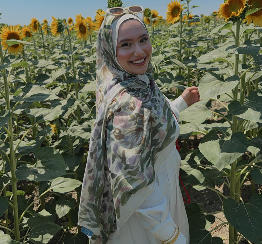 Floral Whimsy Desen Rami Viskon Şal Yeşil