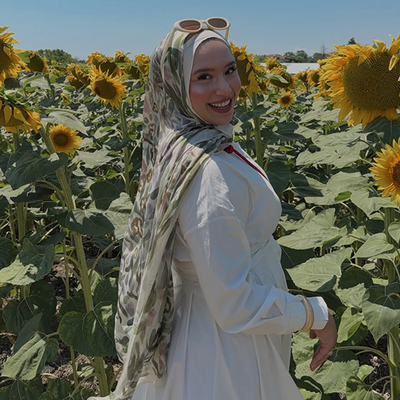 Floral Whimsy Desen Rami Viskon Şal Yeşil