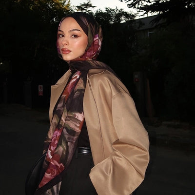 Summer Rose Desen Rami Şal Gülkurusu